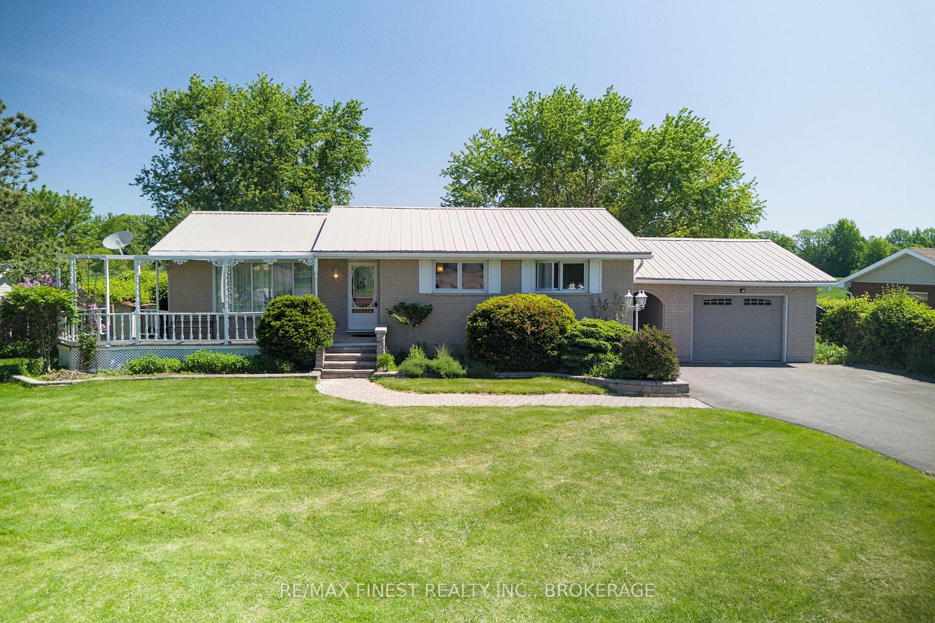 301 County Rd 8 Greater Napanee Ontario Canada Sale residential Sandy Gardner Royal LePage Frank Real Estate Brokerage*