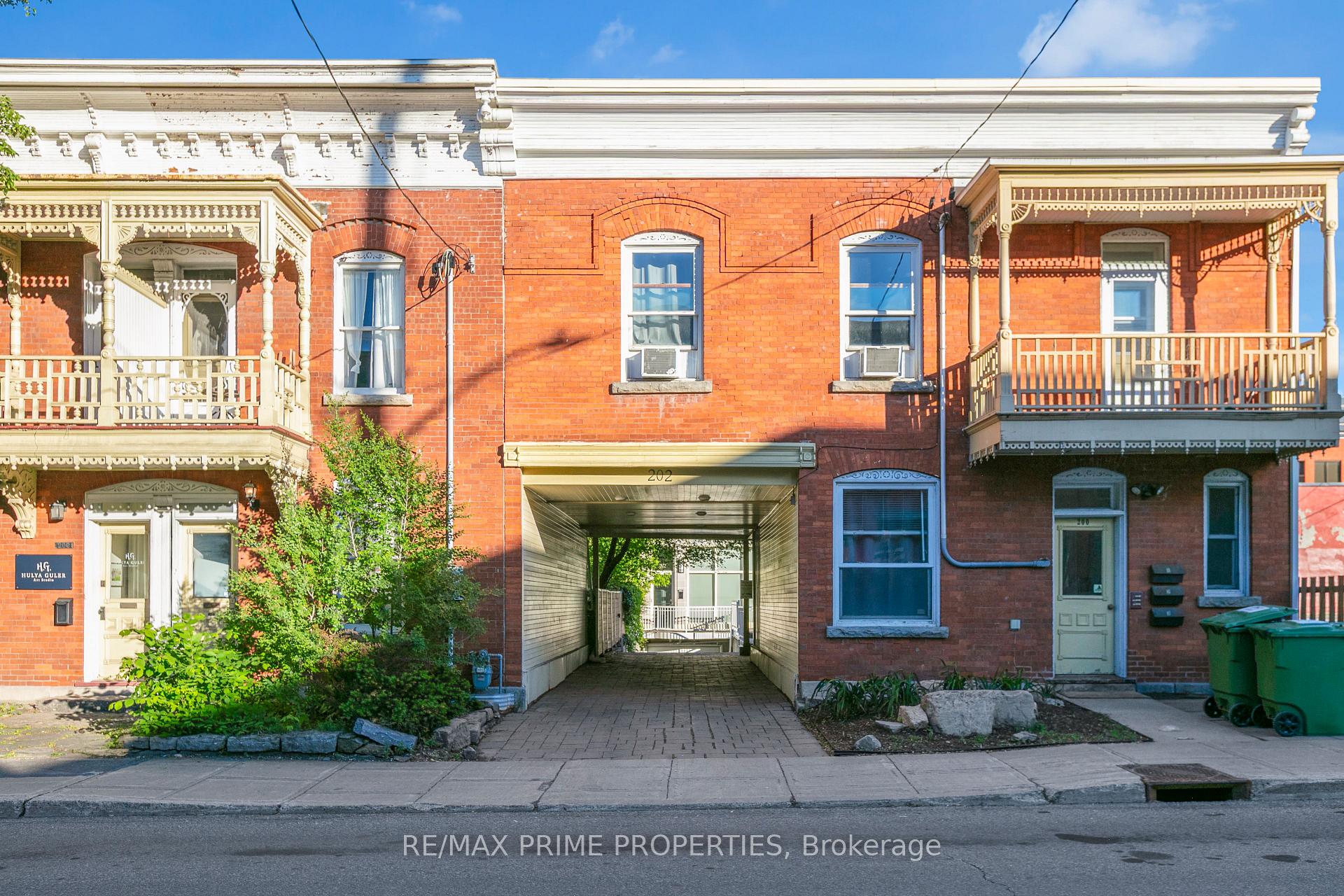 10 - 202 ST PATRICK Street Ottawa Ontario Canada Rent residential Arsalan Siddiqui RE/MAX PRIME PROPERTIES  Brokerage