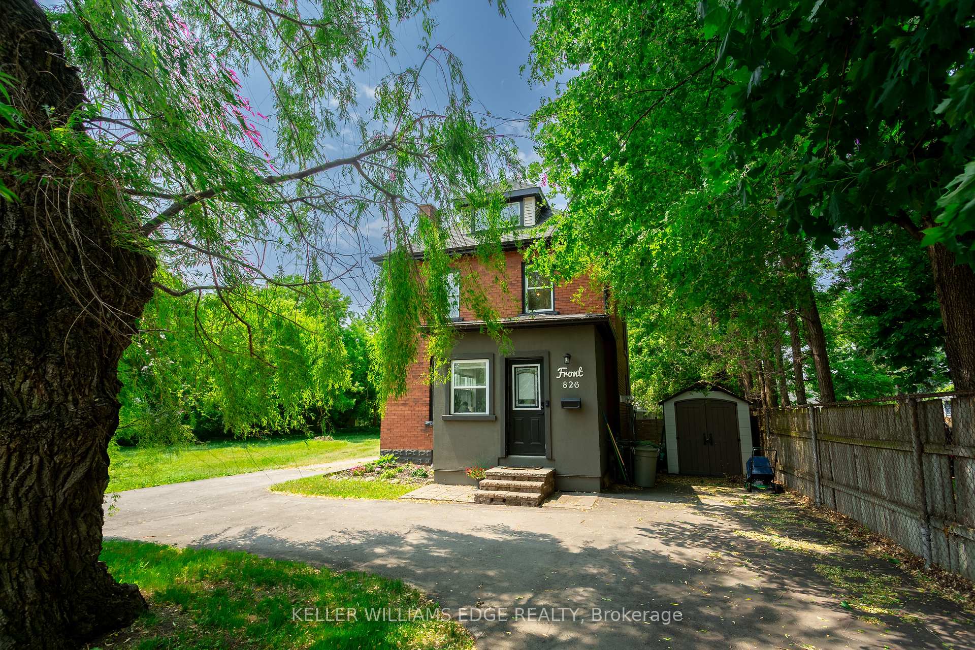 826 Beach Boulevard Hamilton Ontario Canada Sale residential Svetlana Khmelyova HomeLife Professionals Realty Inc., Brokerage*