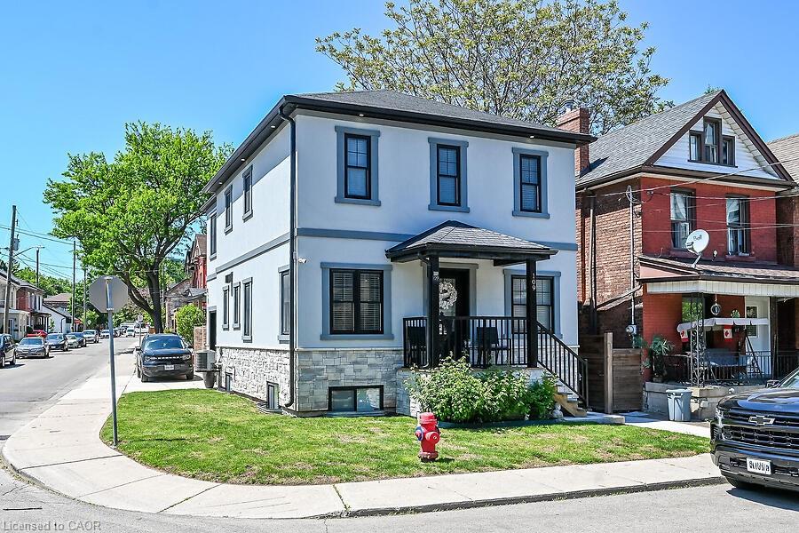 109 Ray Street N Hamilton Ontario Canada Sale residential Svetlana Khmelyova HomeLife Professionals Realty Inc., Brokerage*