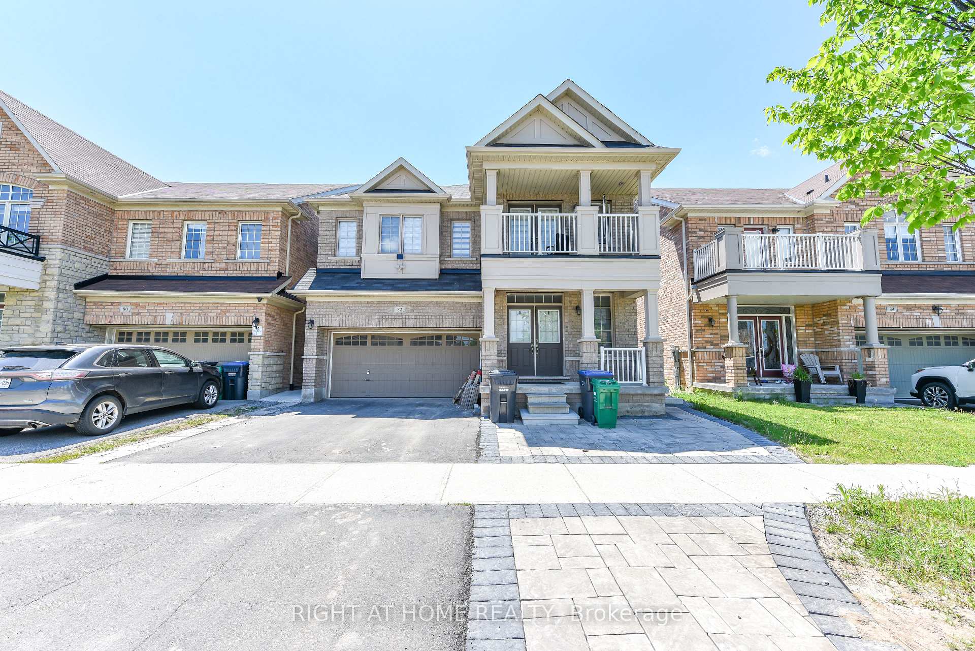 82 Elmcrest Drive Brampton Ontario Canada Rent residential Gregory Schurrer Right at Home Realty, Brokerage*
