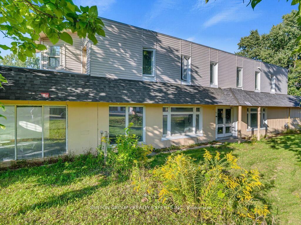 283 Main Courtland Street Norfolk Ontario Canada Sale commercial Tejpal Sidhu Sutton Group- Realty Experts Inc.