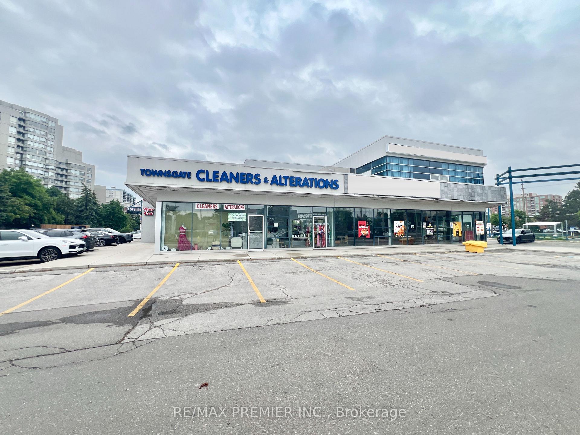 7 - 7077 Bathurst Street Vaughan Ontario Canada Sale commercial Steven Maislin RE/MAX Realtron Realty Inc., Brokerage*