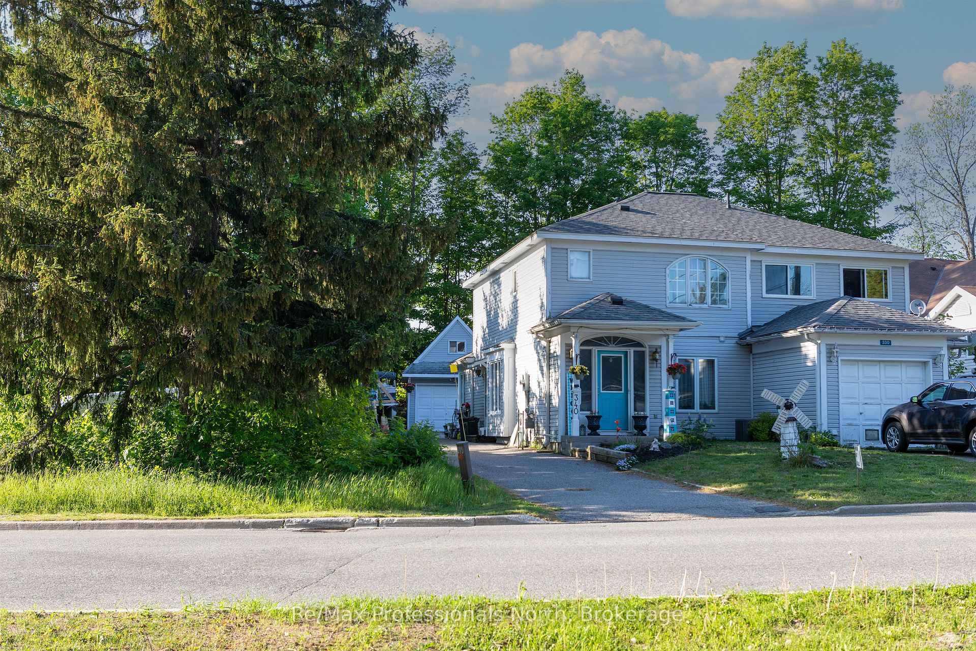 340 James Street W Gravenhurst Ontario Canada Sale residential Hugh Nichols RE/MAX PROFESSIONALS NORTH, BROKERAGE*