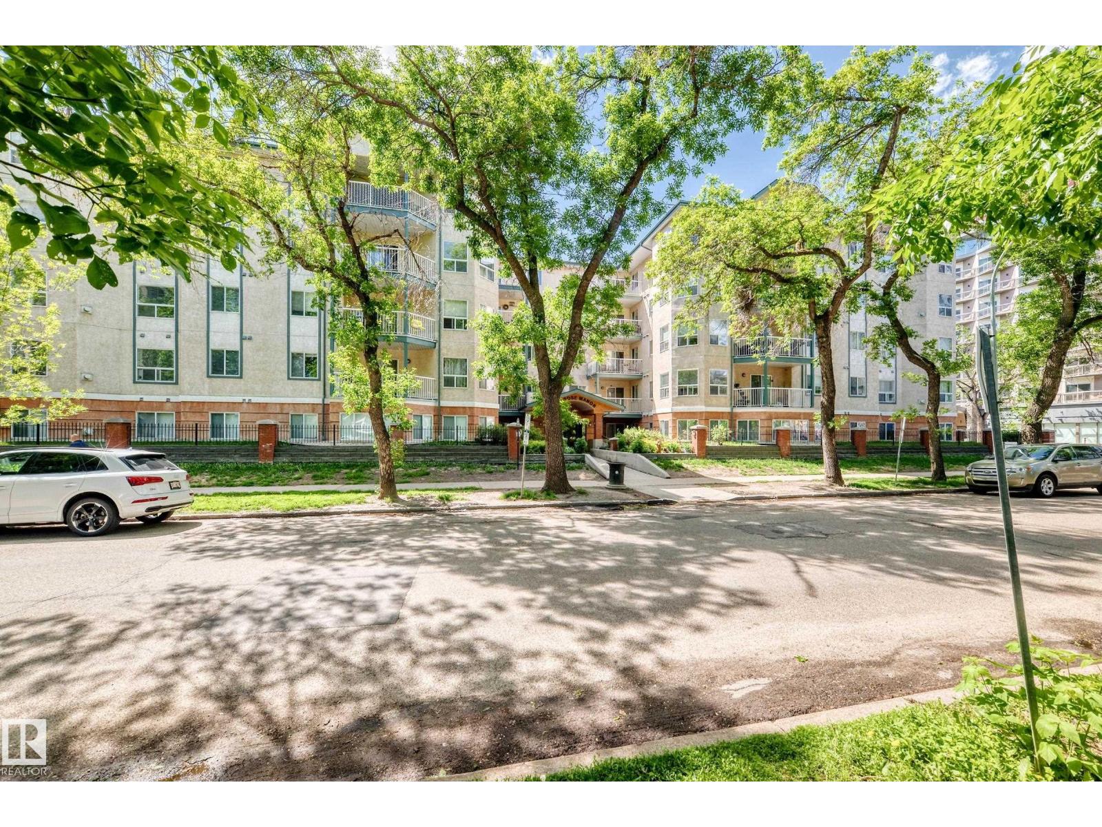#214 9938 104 ST NW Edmonton Alberta Canada Sale residential J. ANTHONY NICHOLSON RE/MAX Excellence, Brokerage*