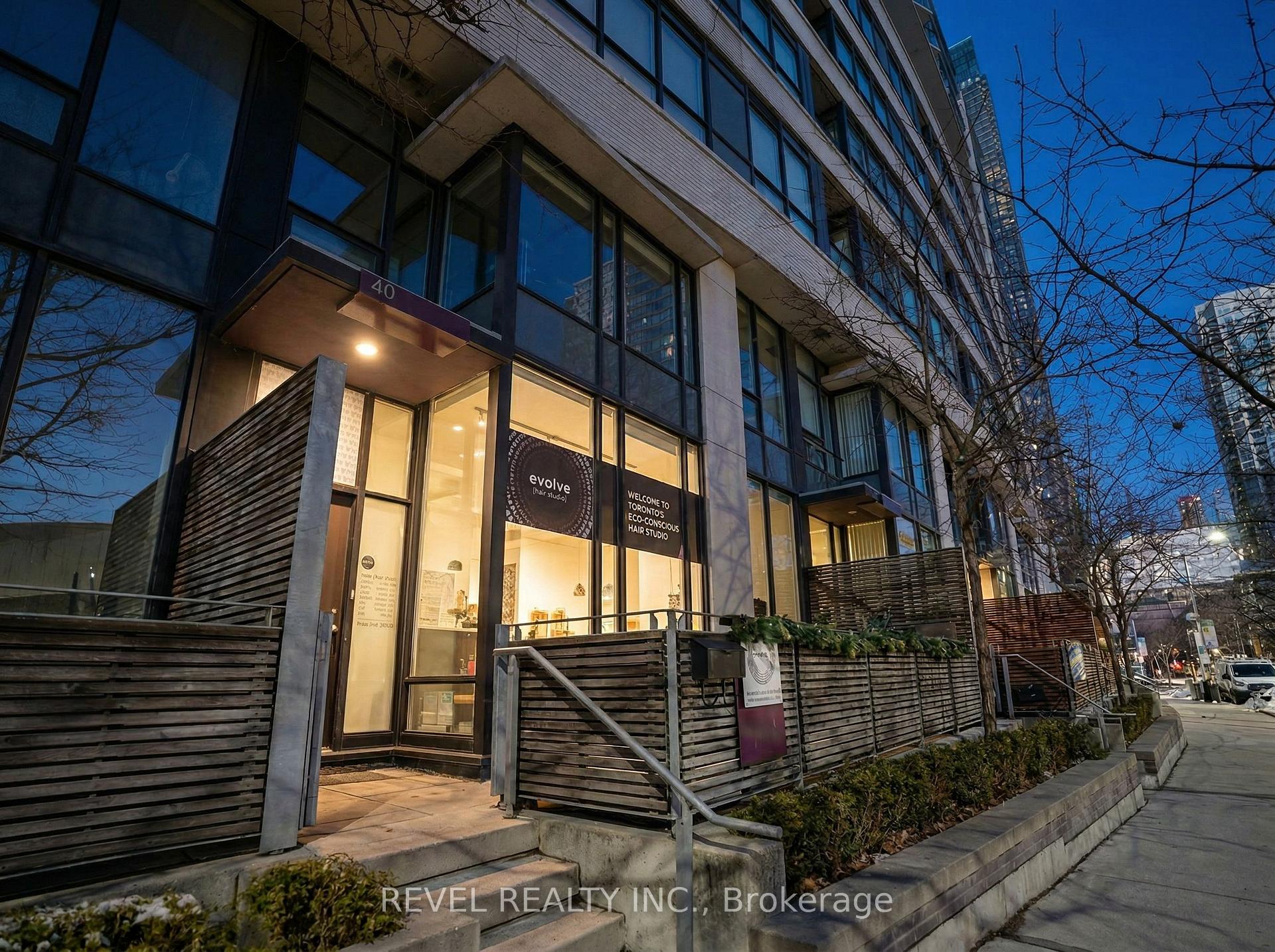 G05 - 40 Fort York Boulevard Toronto Ontario Canada Sale commercial Cyrus Lin HomeLife New World Realty Inc., Brokerage*