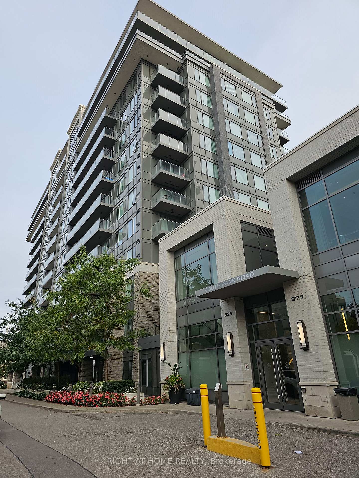 511 - 325 South Park Road Markham Ontario Canada Rent residential Franca Iafrate Right at Home Realty, Brokerage*