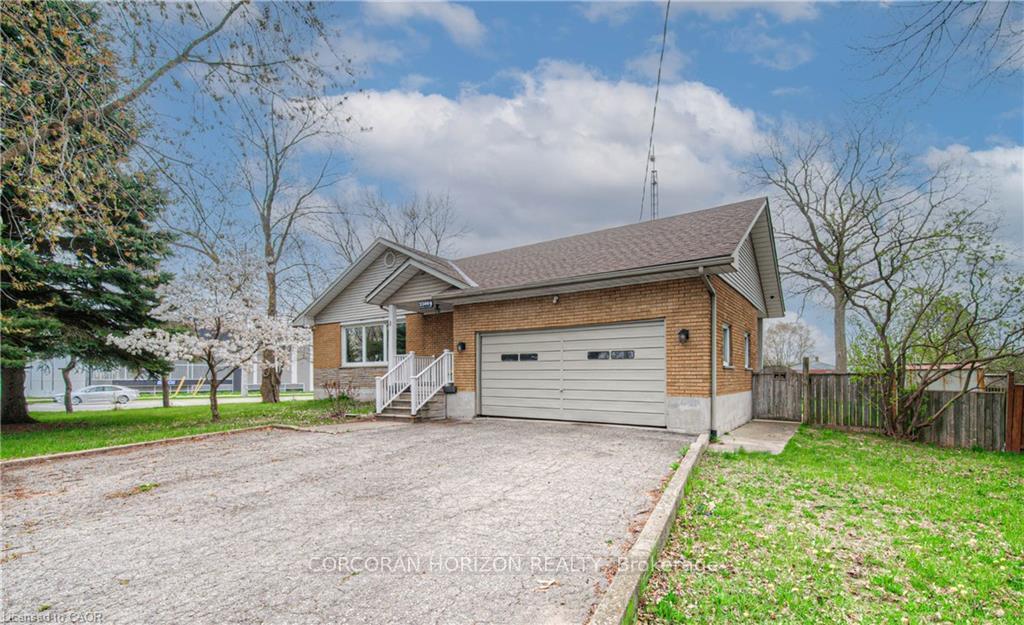2300 Fountain St Street Cambridge Ontario Canada Rent residential John Moniz RE/MAX Real Estate Centre Inc., Brokerage*