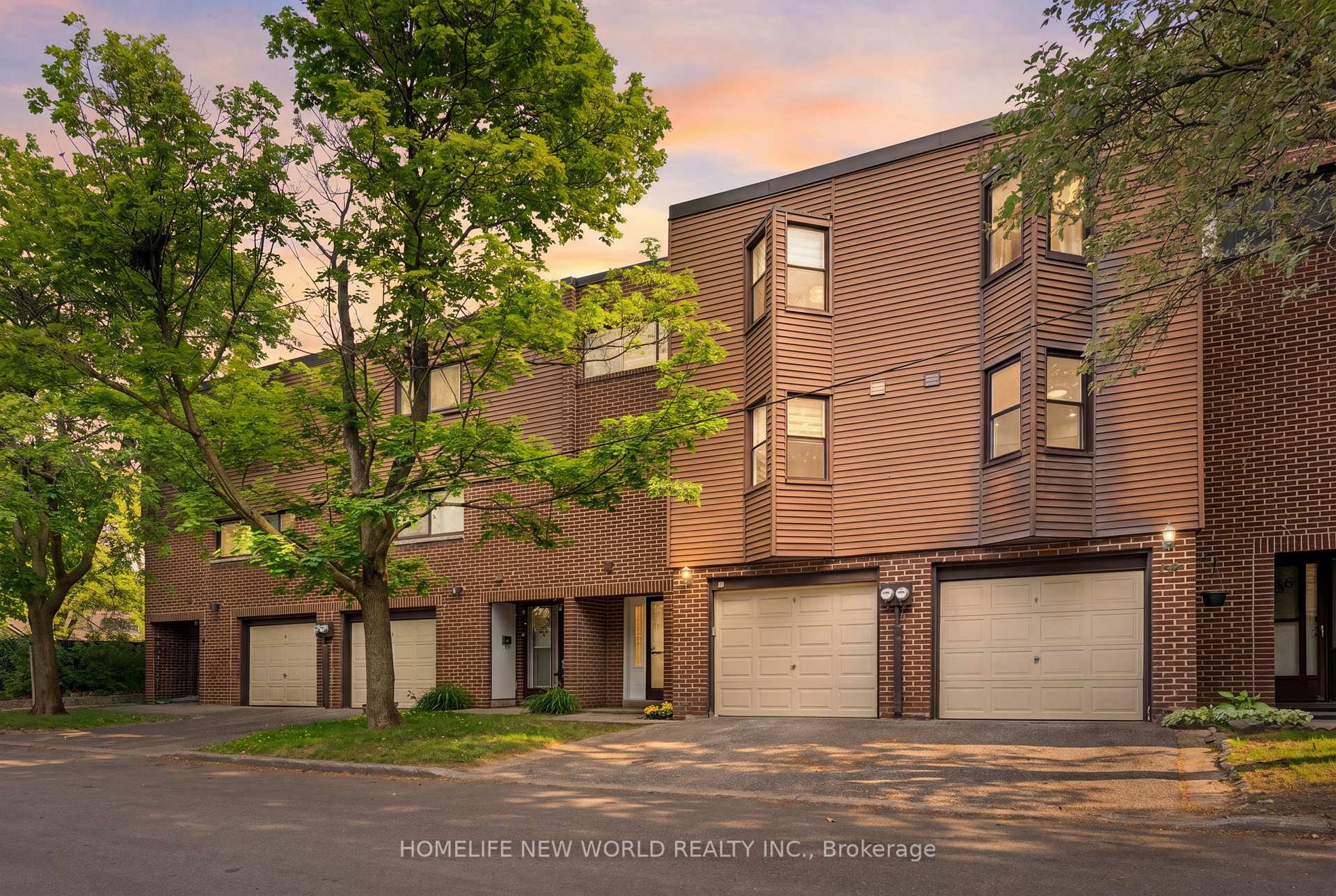 87 Song Meadoway Toronto Ontario Canada Sale residential Kaveh Hajhosseini HomeLife New World Realty Inc., Brokerage*