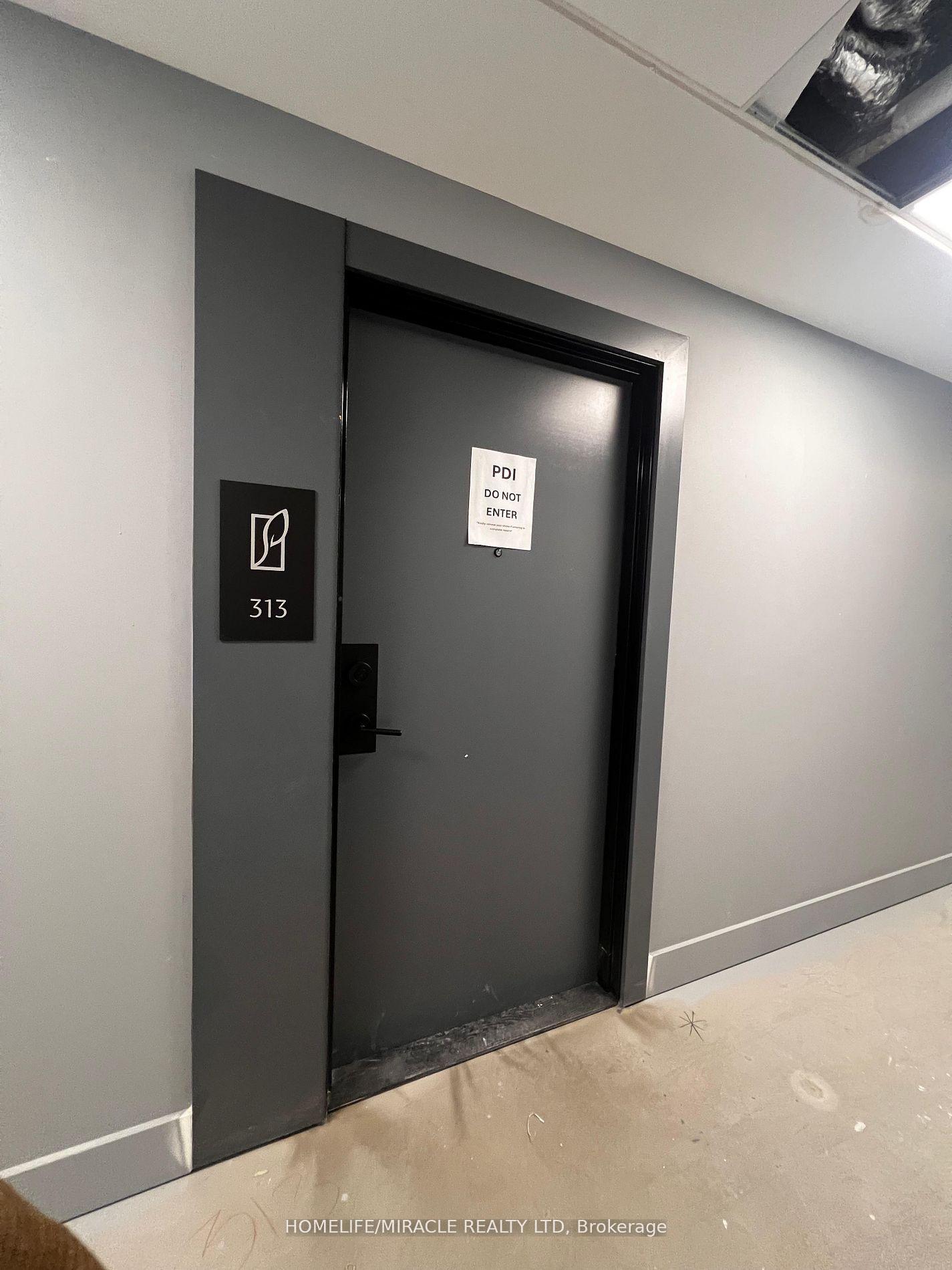 313 - 430 Square One Drive Mississauga Ontario Canada Rent residential   HomeLife/Miracle Realty Ltd., Brokerage*