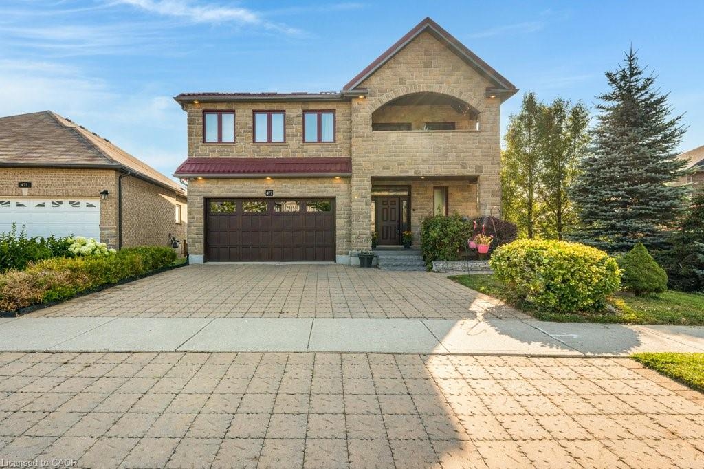 477 Woodbine Avenue Kitchener Ontario Canada Sale residential Tia Deutschmann RE/MAX Real Estate Centre Inc., Brokerage*