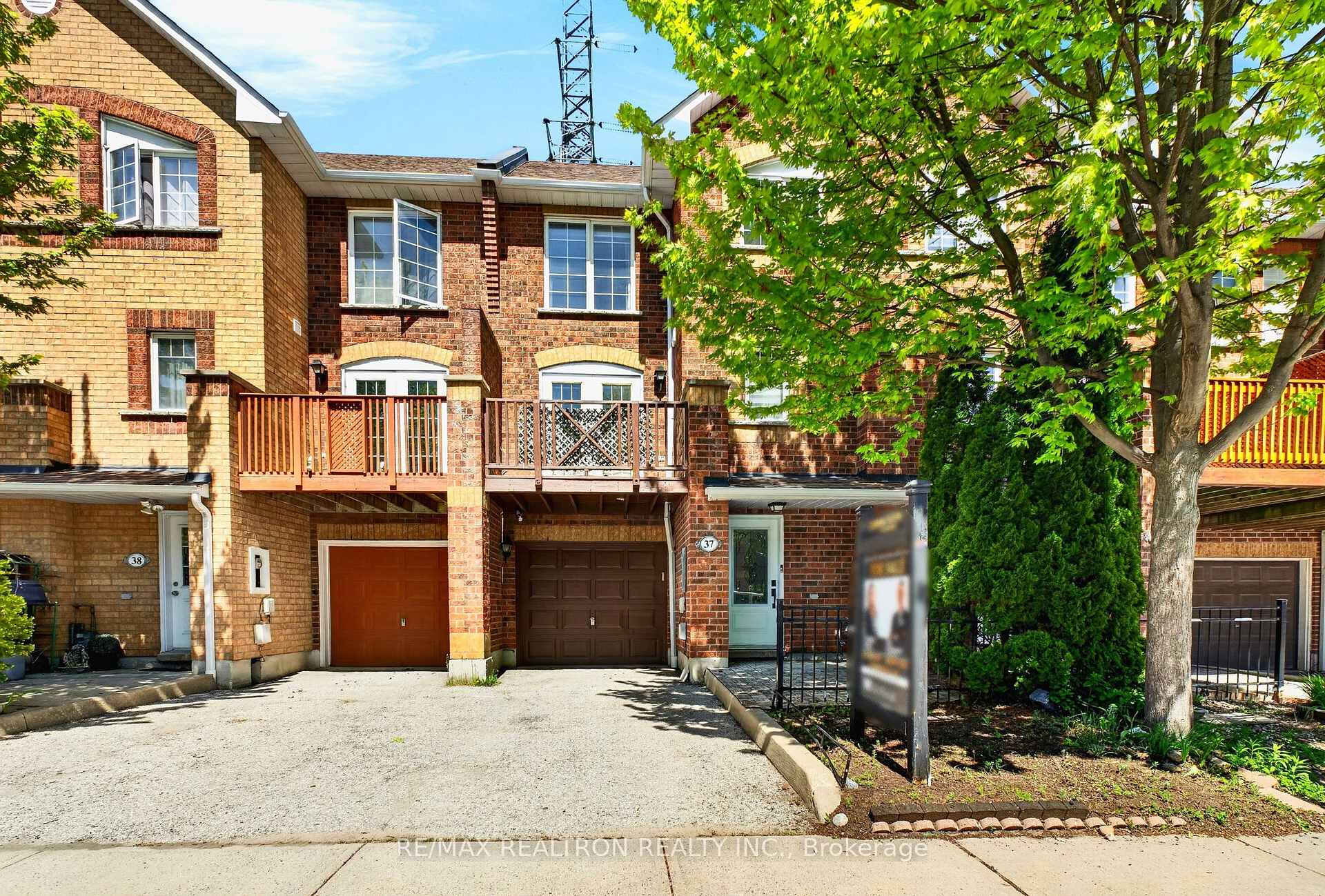 37 - 2 Hedge End Road Toronto Ontario Canada Sold residential Scarborough Homes and Condos Real Estate Homeward, Brokerage*