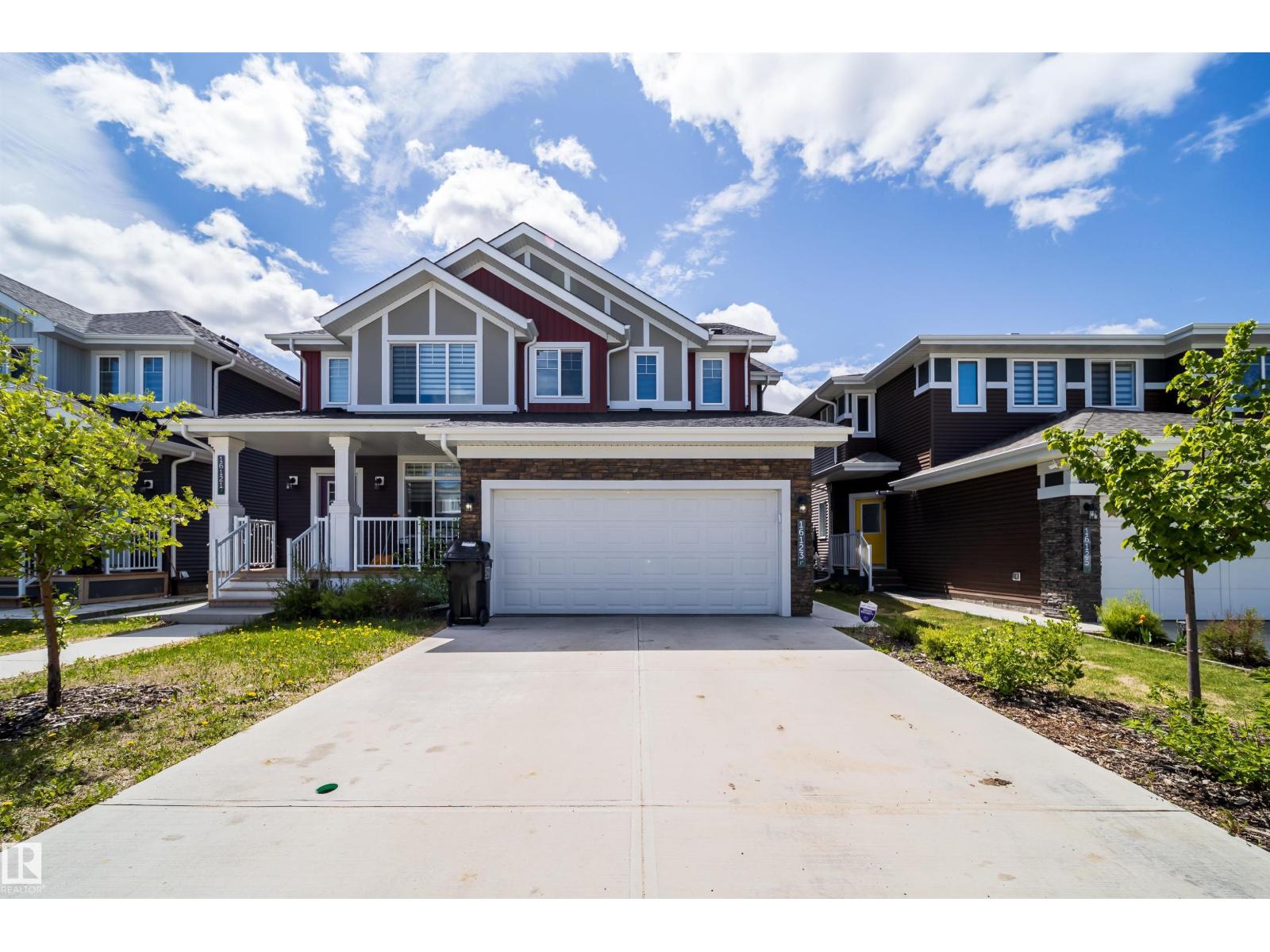 16123 31 AV SW Edmonton Alberta Canada Sale residential Aziz Dhamani INITIA Real Estate