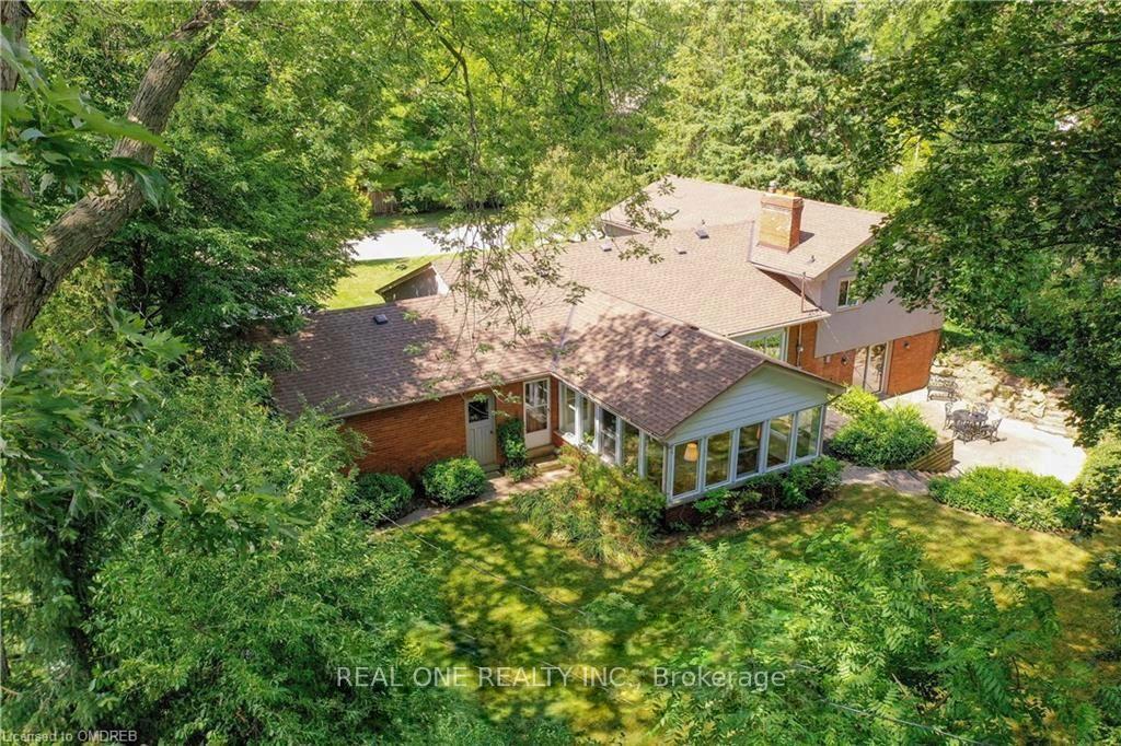 262 Cardinal Drive Oakville Ontario Canada Sale residential Jeffrey Vella Sutton Group-Summit Realty Inc., Brokerage*