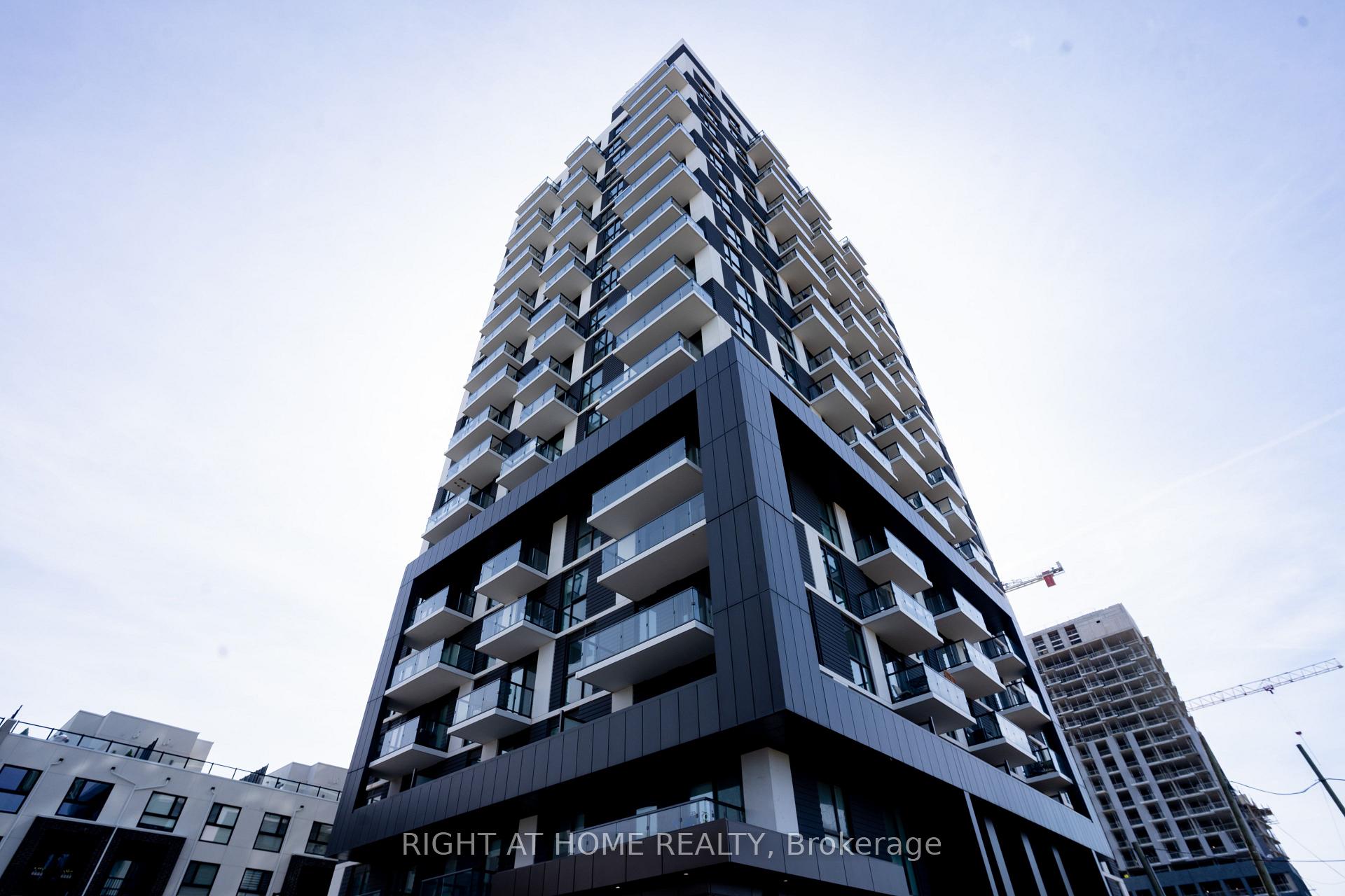 1711 - 335 Wheat Boom Drive Oakville Ontario Canada Rent residential Viktoria Levieva Right at Home Realty, Brokerage*