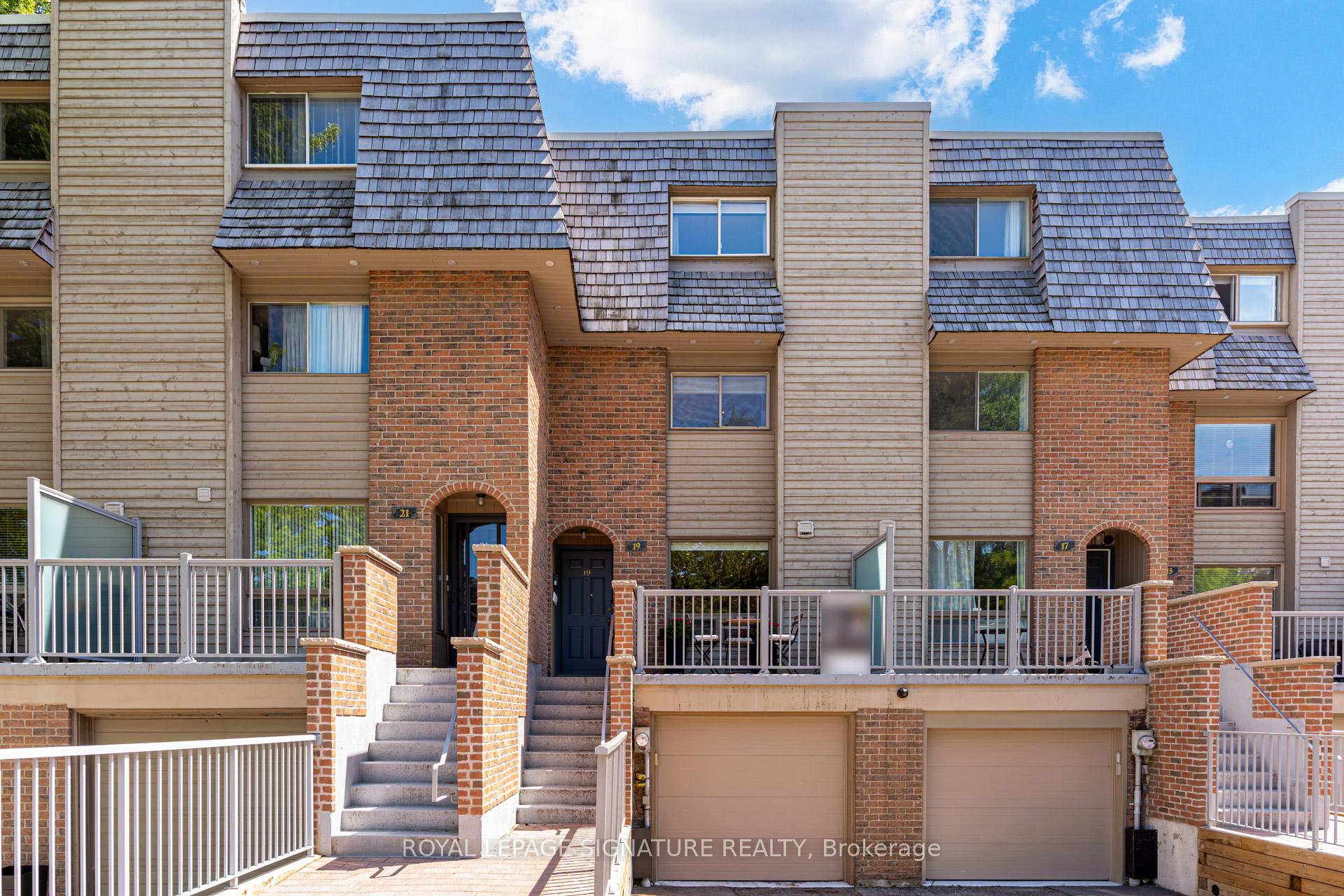 19 Wax Myrtle Way Toronto Ontario Canada Sale residential Mary Pinelli Royal LePage Signature Realty, Brokerage*