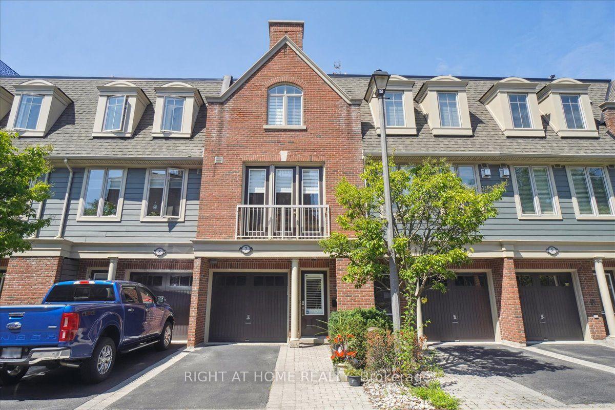7 - 99 Brant Street Oakville Ontario Canada Rent residential Viktoria Levieva Right at Home Realty, Brokerage*