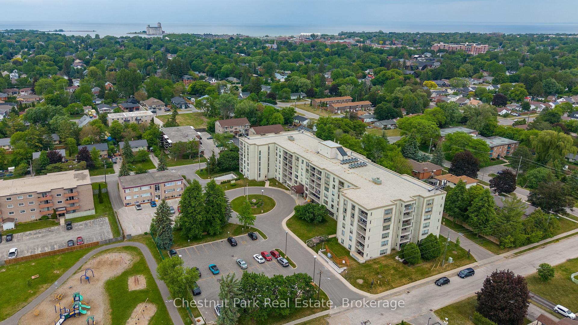 102 - 172 Eighth Street Collingwood Ontario Canada Sale residential   Georgian Bay Group | Chestnut Park Real Estate Ltd. Brokerage