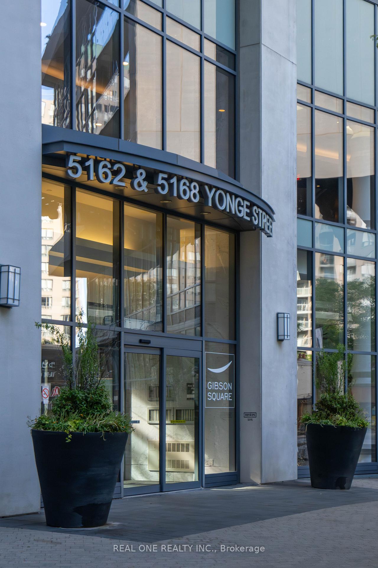 1107 - 5168 Yonge Street Toronto Ontario Canada Sale residential Bob Bahreinian Re/Max Connect Realty, Brokerage*