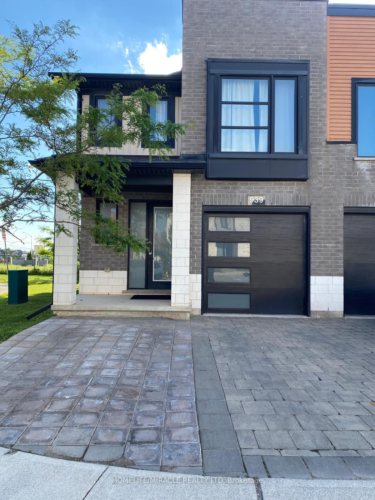 939 West Village Square London North Ontario Canada Sale residential Sophie & Shannon Lee HomeLife/Miracle Realty Ltd., Brokerage *