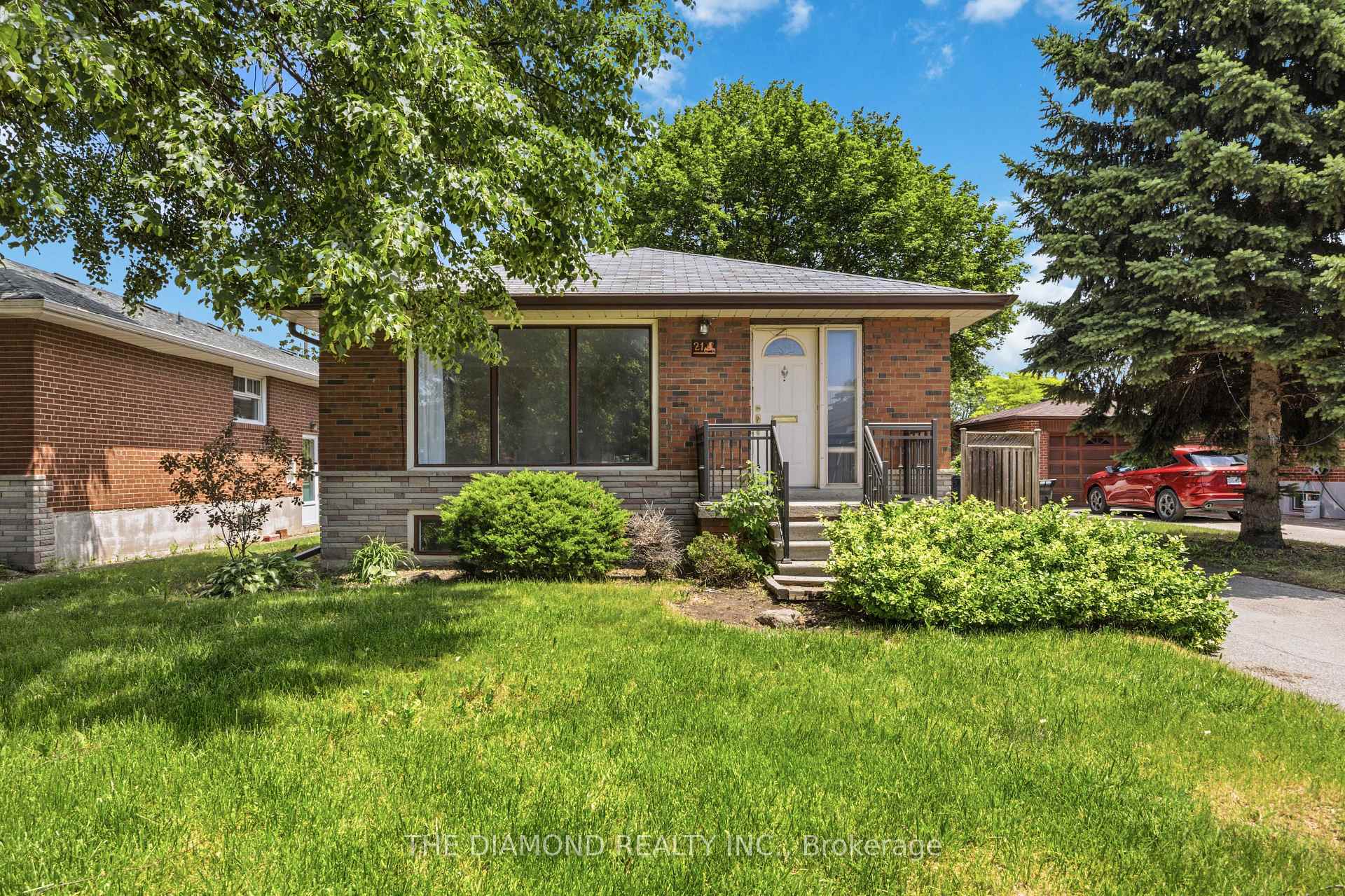 21 Jardine Place Toronto Ontario Canada Rent residential Suzanne Jong EXP REALTY