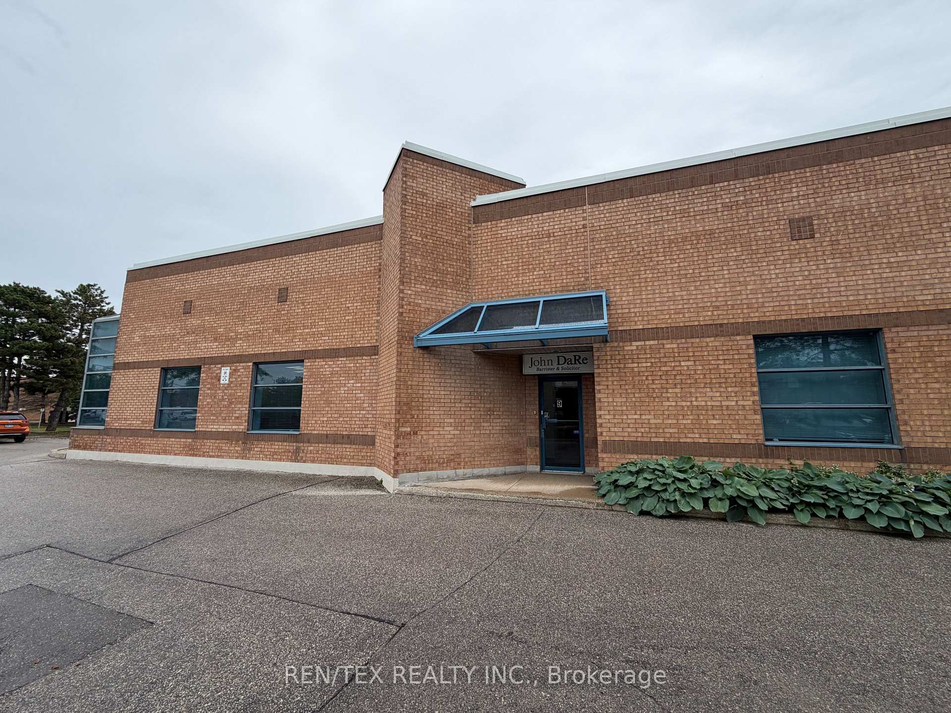 9 - 241 Applewood Crescent Vaughan Ontario Canada Lease commercial Sanjeev Sawhney EXP REALTY