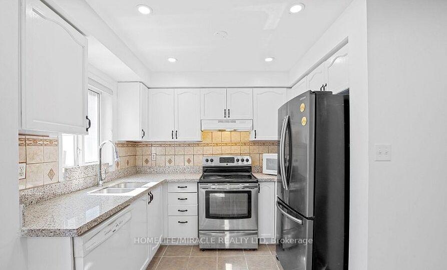 42 - 435 Middlefield Road Toronto Ontario Canada Rent residential Hardeep Singh HomeLife/Miracle Realty Ltd, Brokerage *