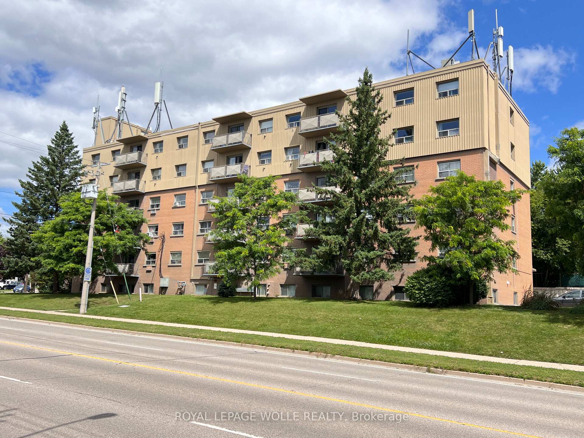 503 - 283 Fairway Road N Kitchener Ontario Canada Rent residential Trudi Leverette RE/MAX Twin City Realty Inc., Brokerage*