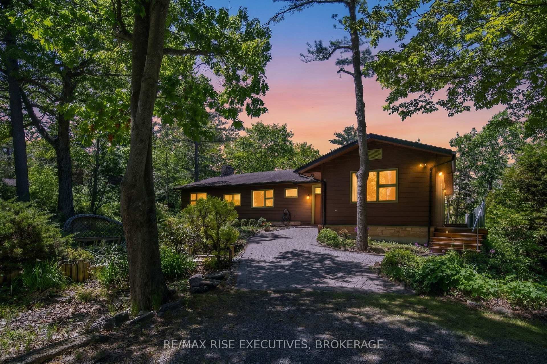 22 The Point Road Kingston Ontario Canada Sale residential TEAM TALLEN Royal LePage Proalliance Realty, Brokerage