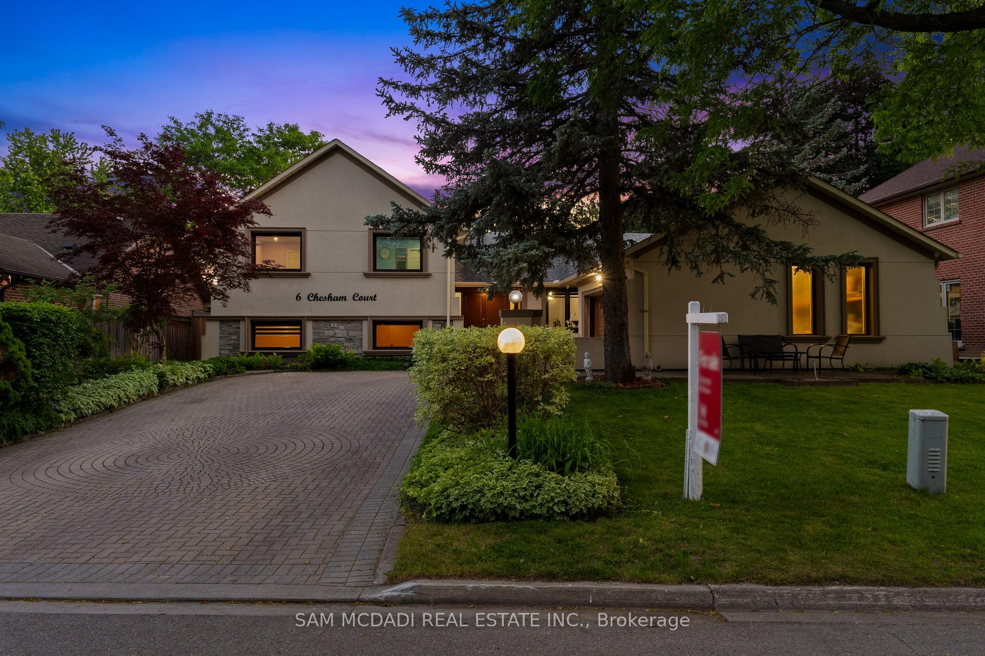 6 Chesham Court Brampton Ontario Canada Sale residential KISHAN SHAH RE/MAX Real Estate Centre Inc., Brokerage *