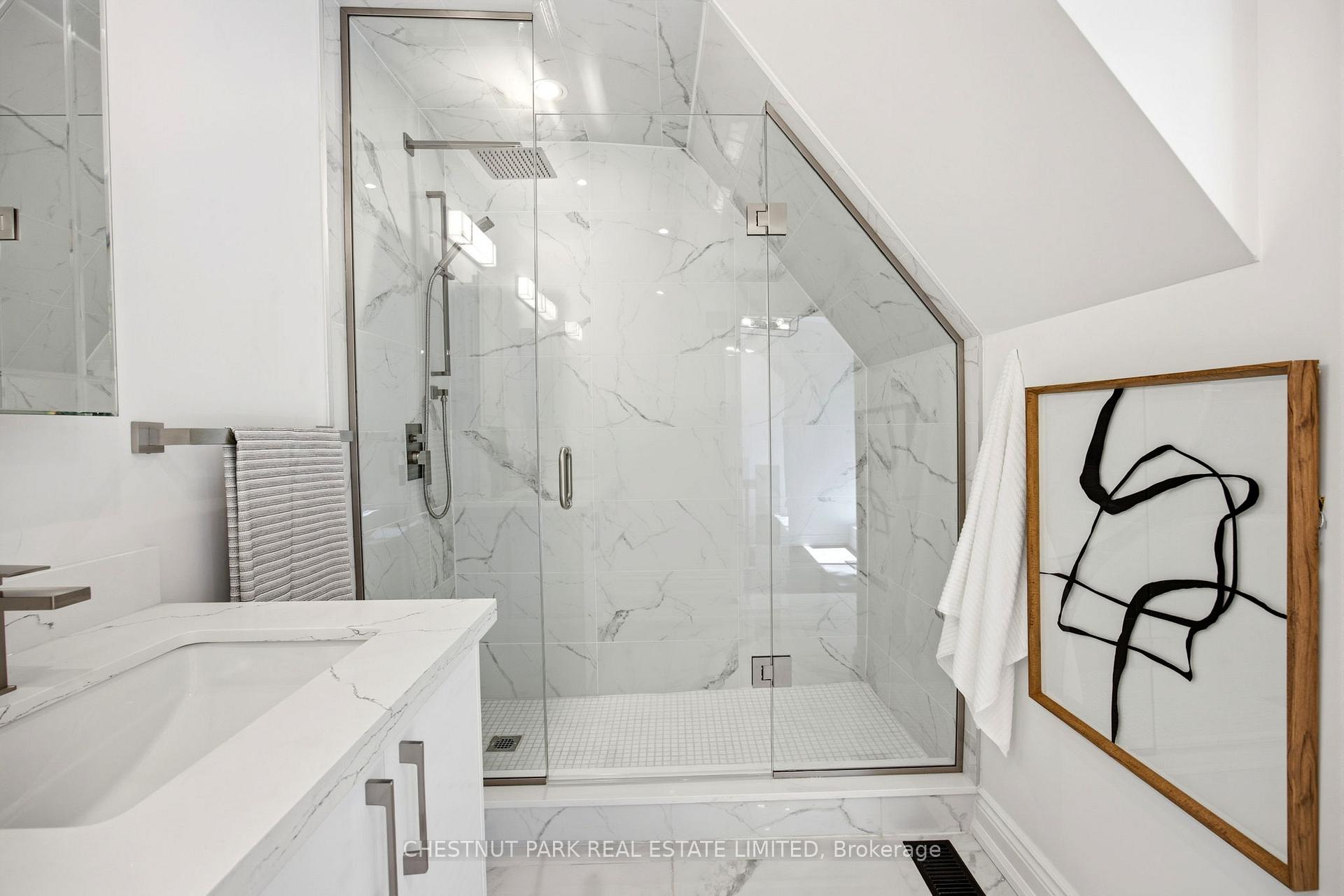 4 Bedroom Single Family Home/House's Image 36