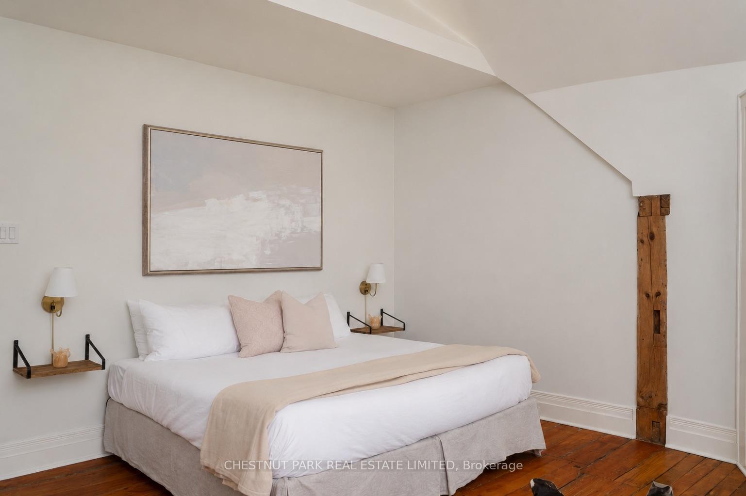 4 Bedroom Single Family Home/House's Image 22