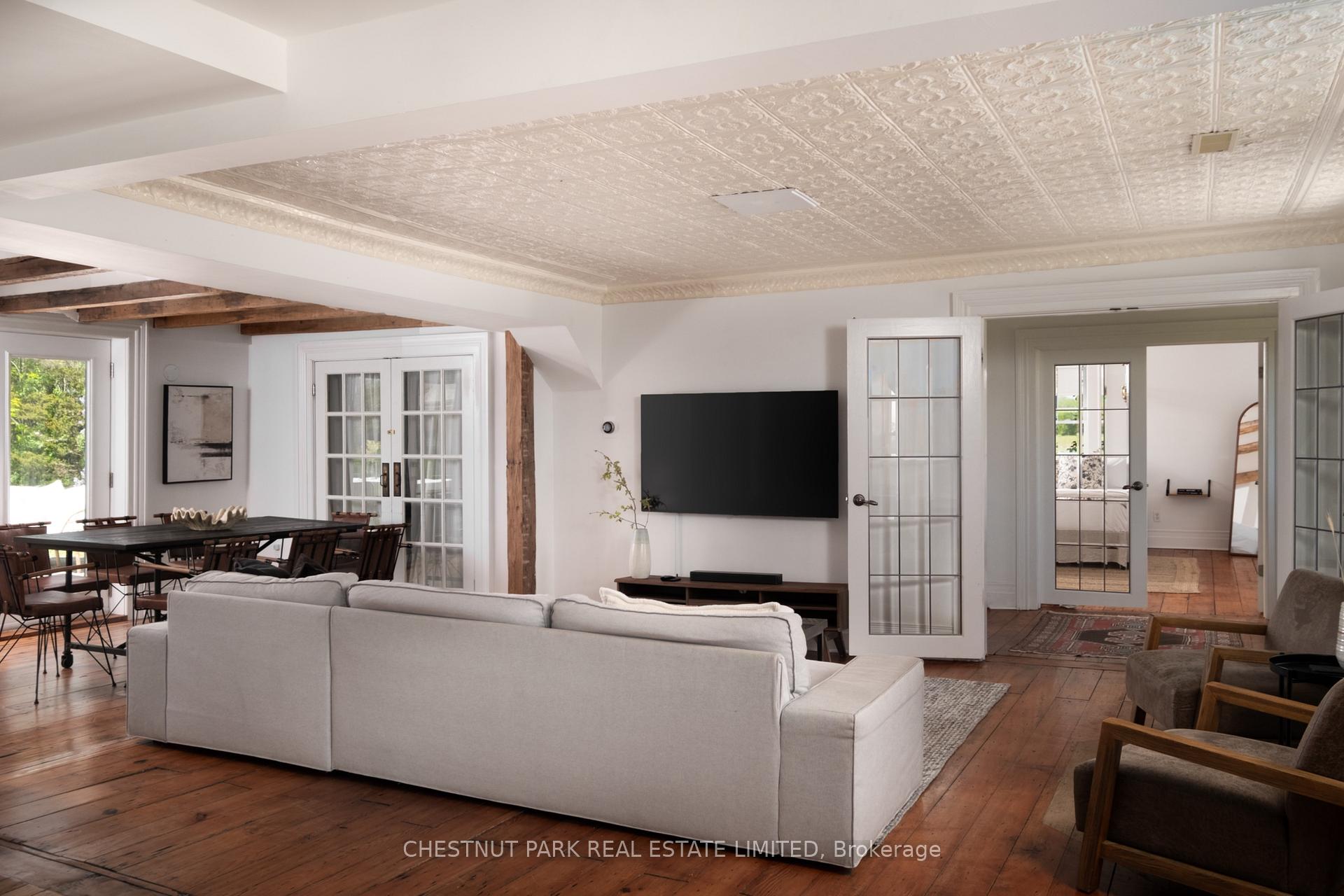 4 Bedroom Single Family Home/House's Image 14