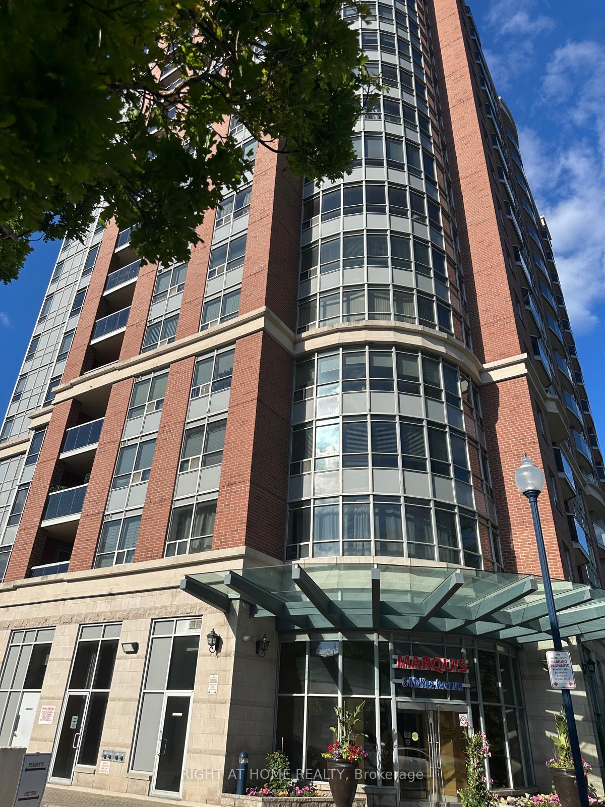 201 - 8 Mckee Avenue Toronto Ontario Canada Sale residential Marta Oliveira Right at Home Realty, Brokerage*