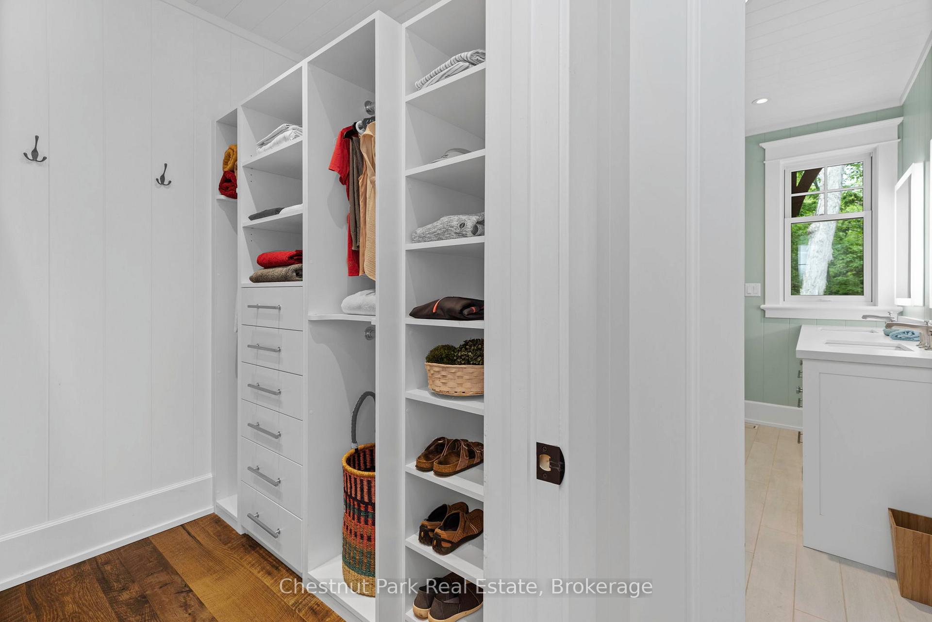 4 Bedroom Single Family Home/House's Image 28