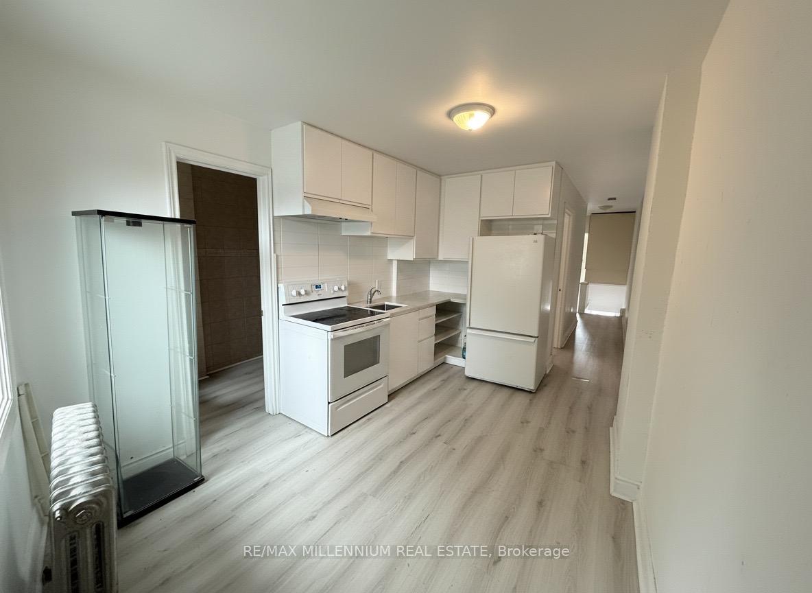Upper Level - 520 Rogers Road Toronto Ontario Canada Rent residential Rogan Manokarasingam RE/MAX Millennium Real Estate, Brokerage*