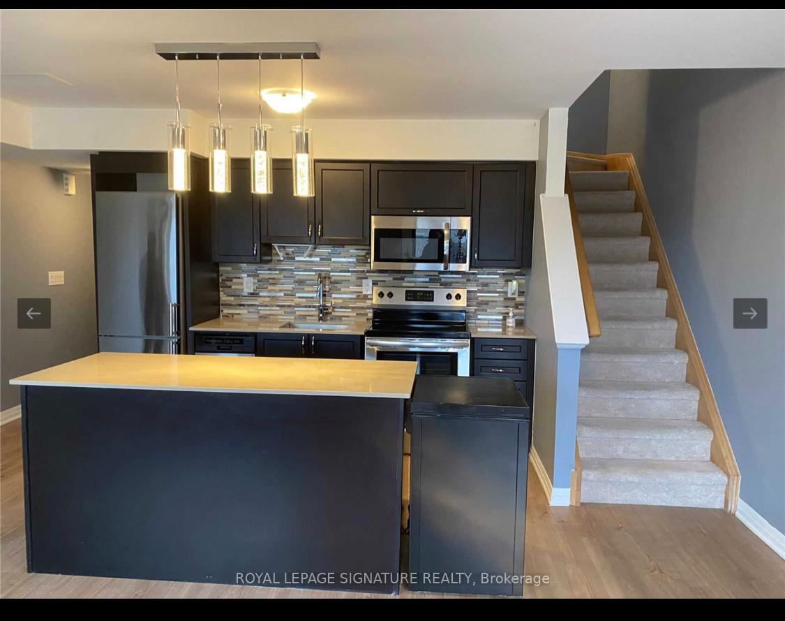 4 - 161 William Duncan Road Toronto Ontario Canada Rent residential Alex Henriquez & Sandi Stumpo ROYAL LEPAGE SIGNATURE REALTY, Brokerage*