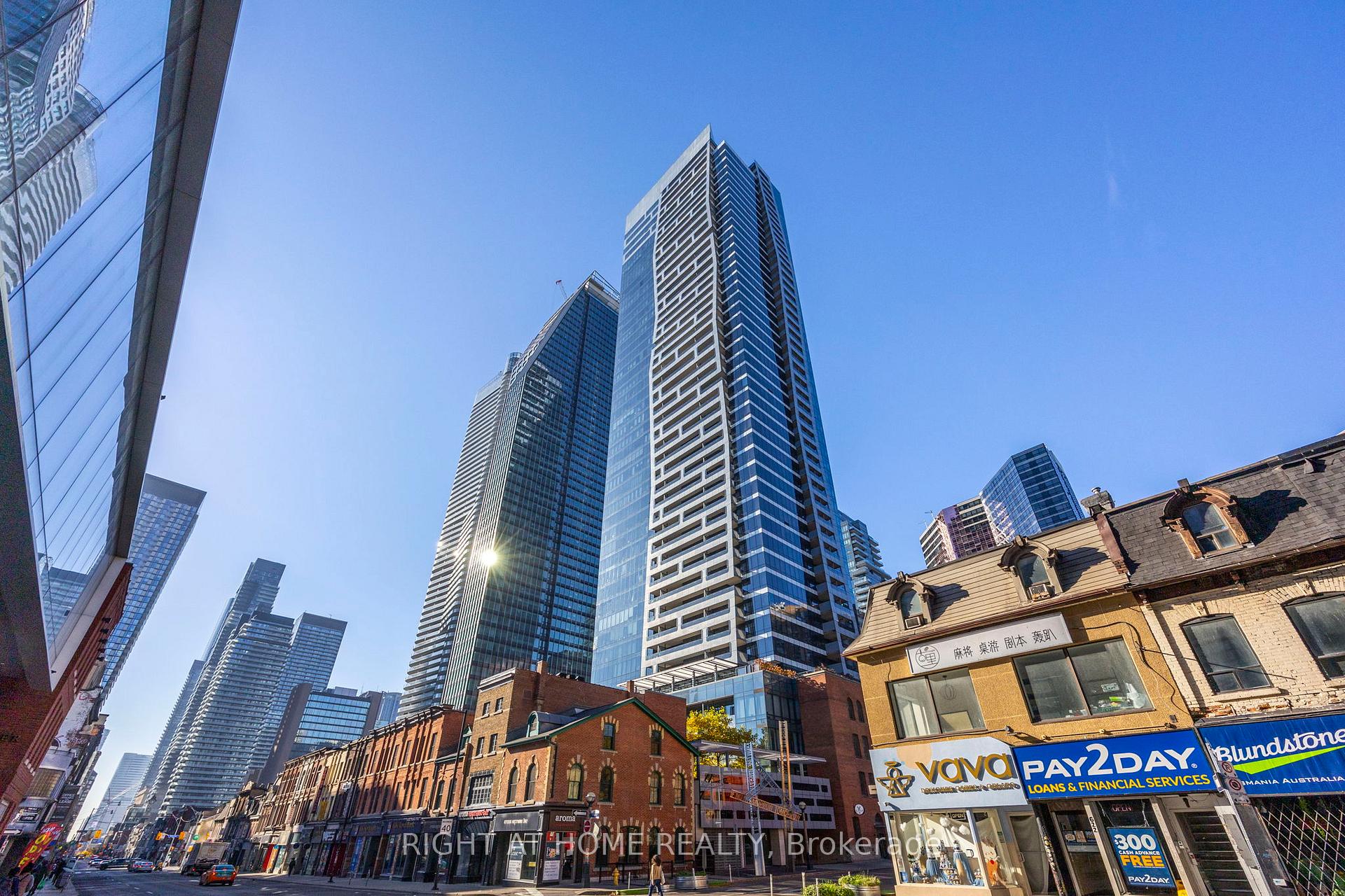 3403 - 5 St. Joseph Street Toronto Ontario Canada Sale residential Kamran Ebrahimi Right at Home Realty, Brokerage*
