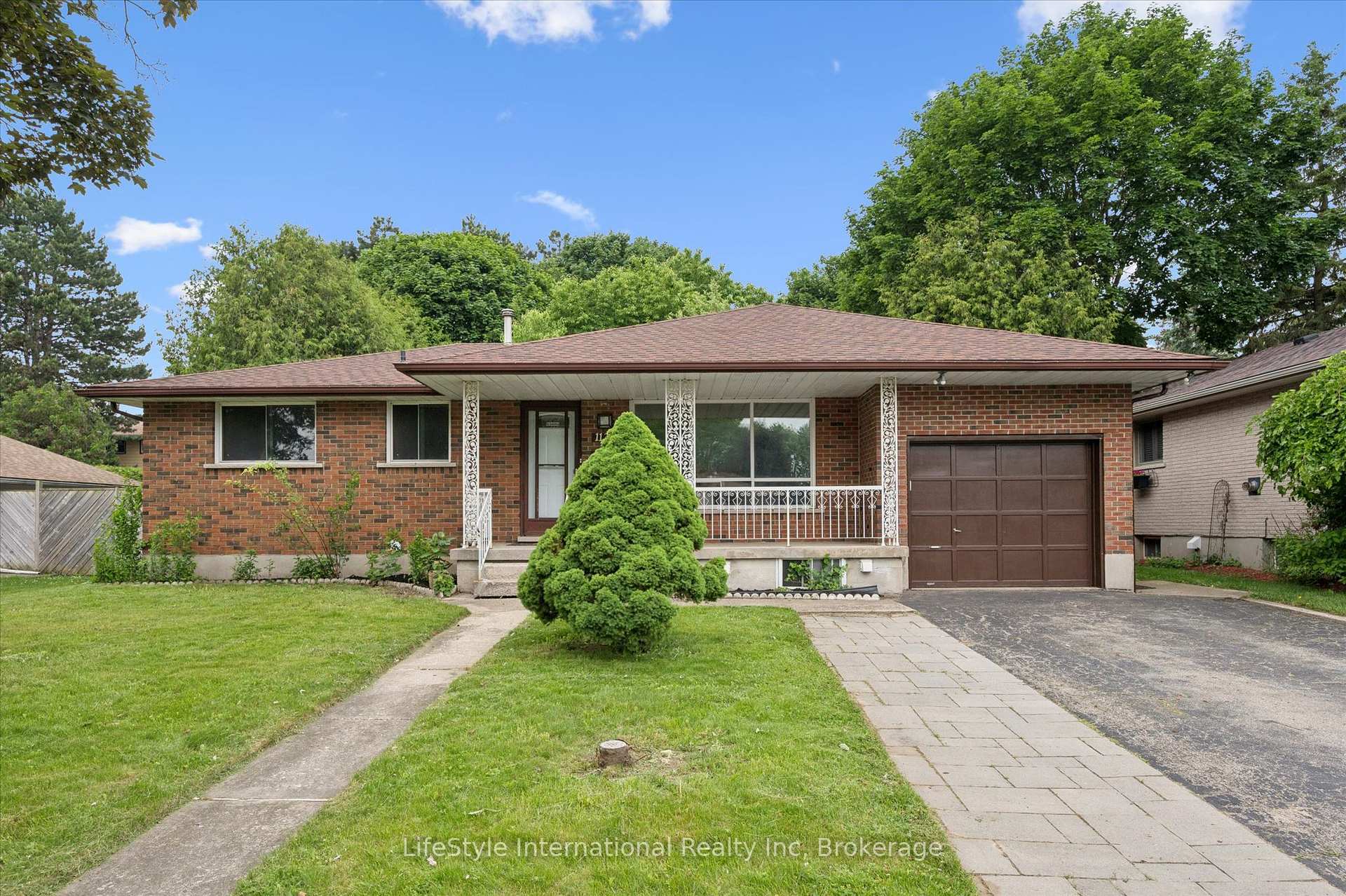 113 Applewood Crescent Guelph Ontario Canada Sale residential Shubham Sharma Lifestyle International Realty Inc., Brokerage