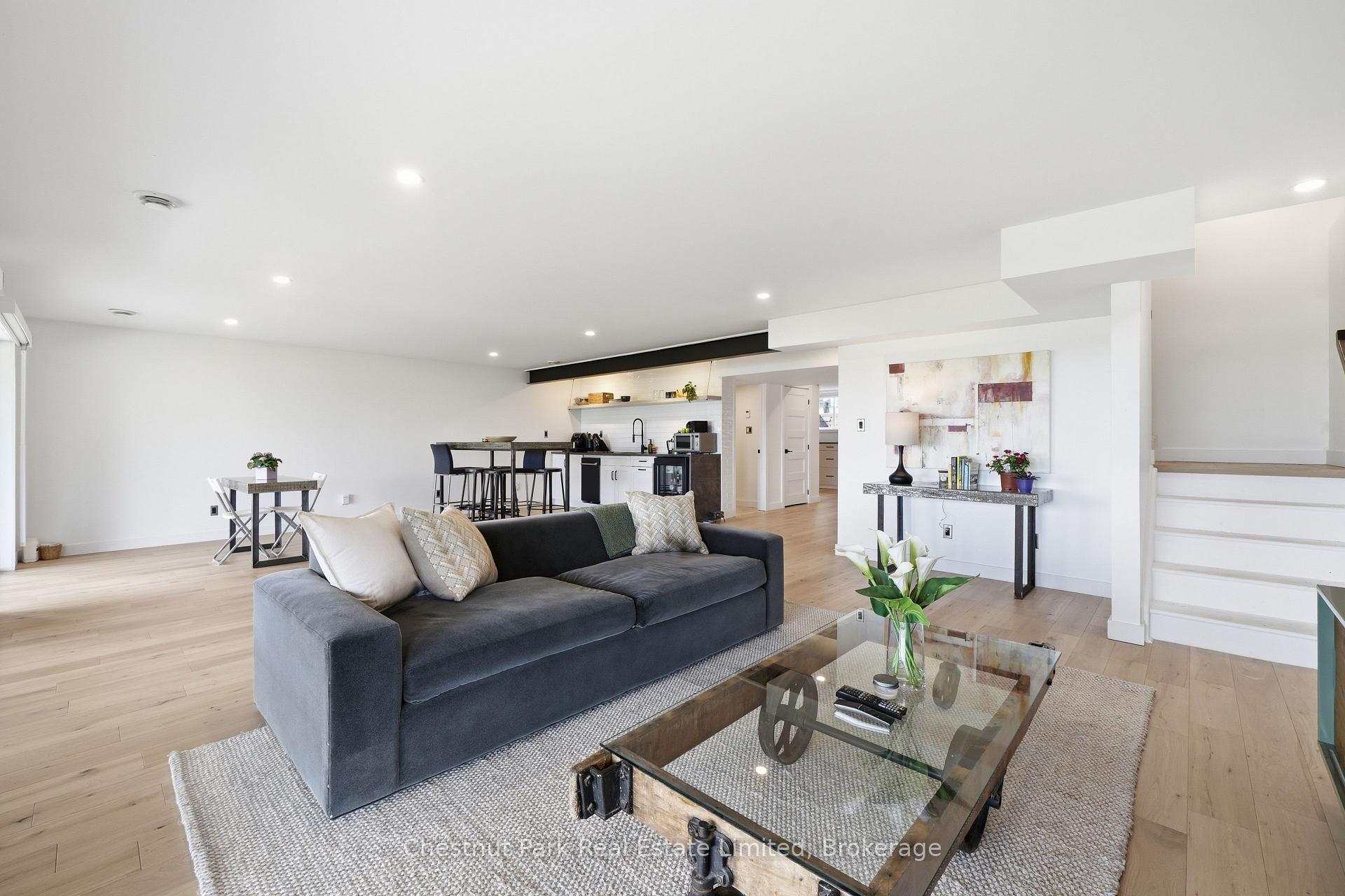4 Bedroom Single Family Home/House's Image 20