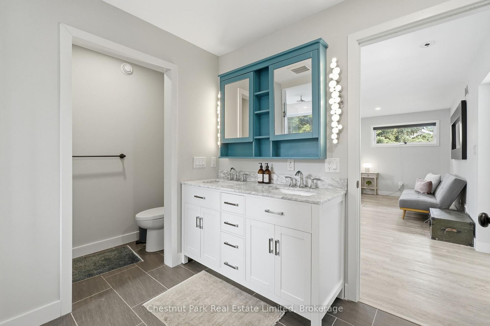 4 Bedroom Single Family Home/House's Image 18