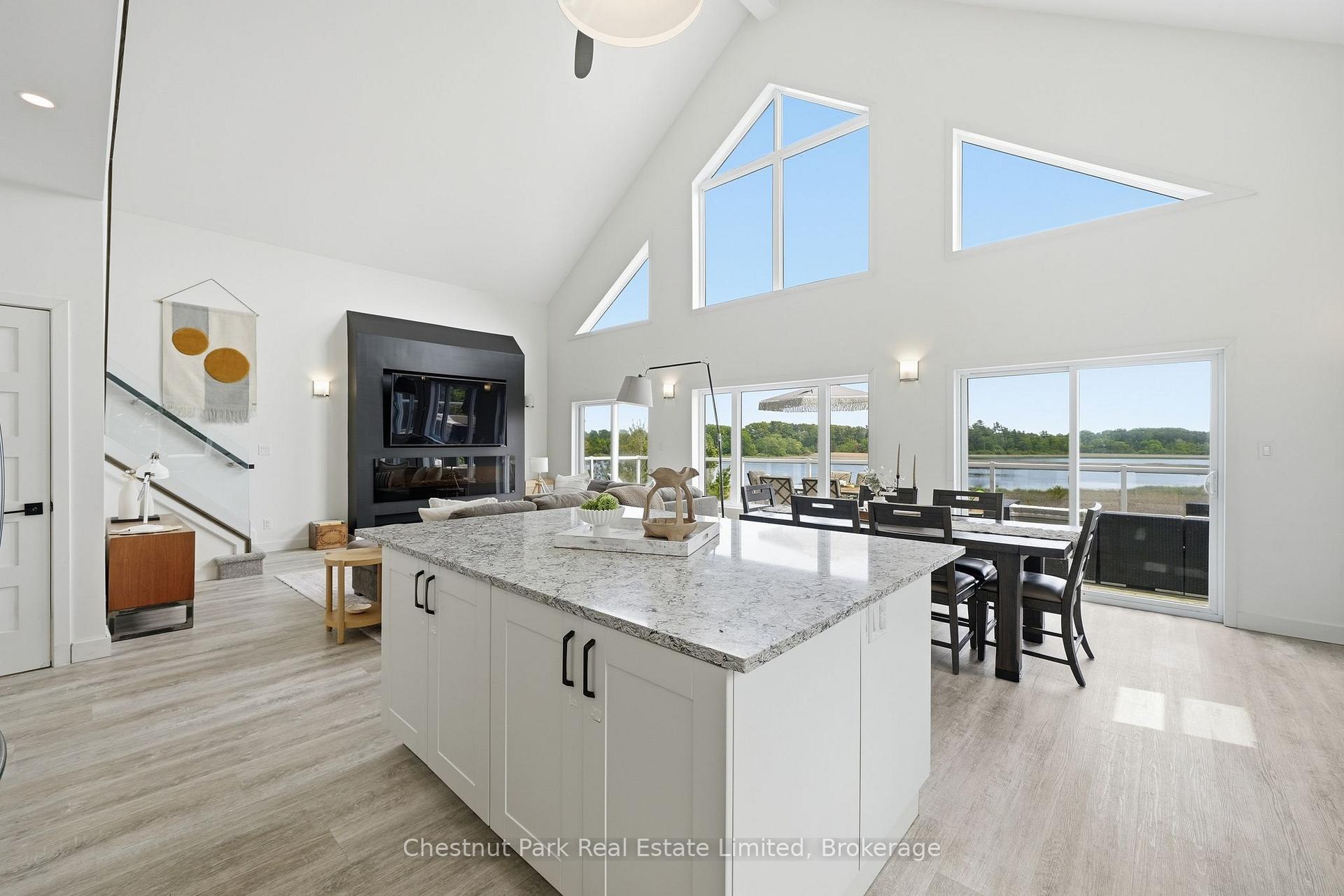 4 Bedroom Single Family Home/House's Image 8