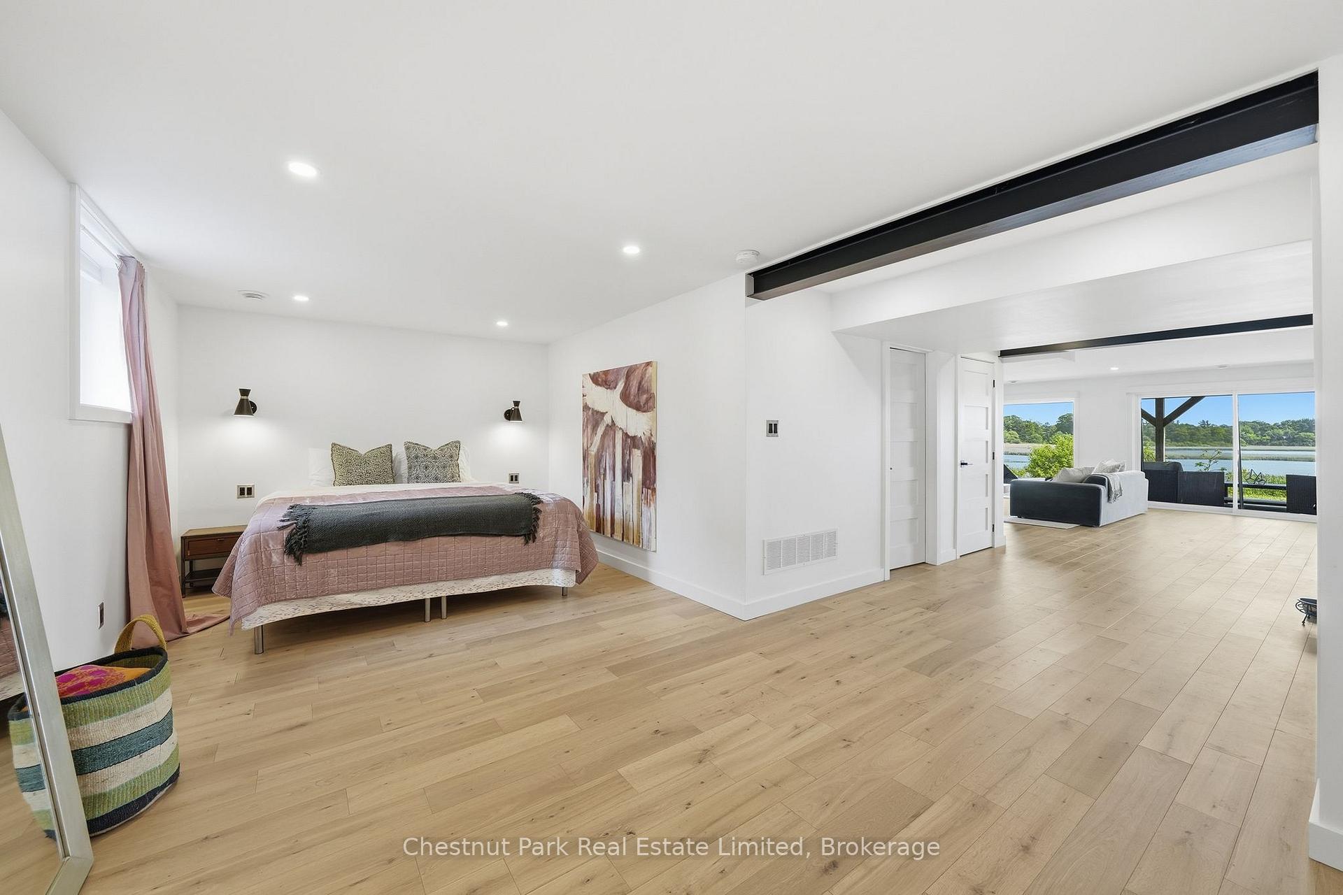 4 Bedroom Single Family Home/House's Image 25