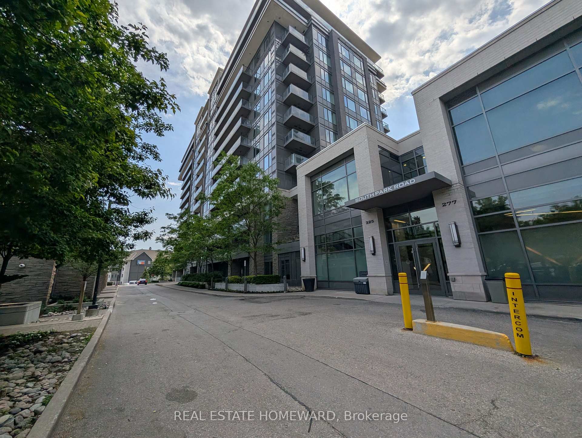 915 - 325 South Park Road Markham Ontario Canada Rent residential Joanna Ionescu Real Estate Homeward, Brokerage*