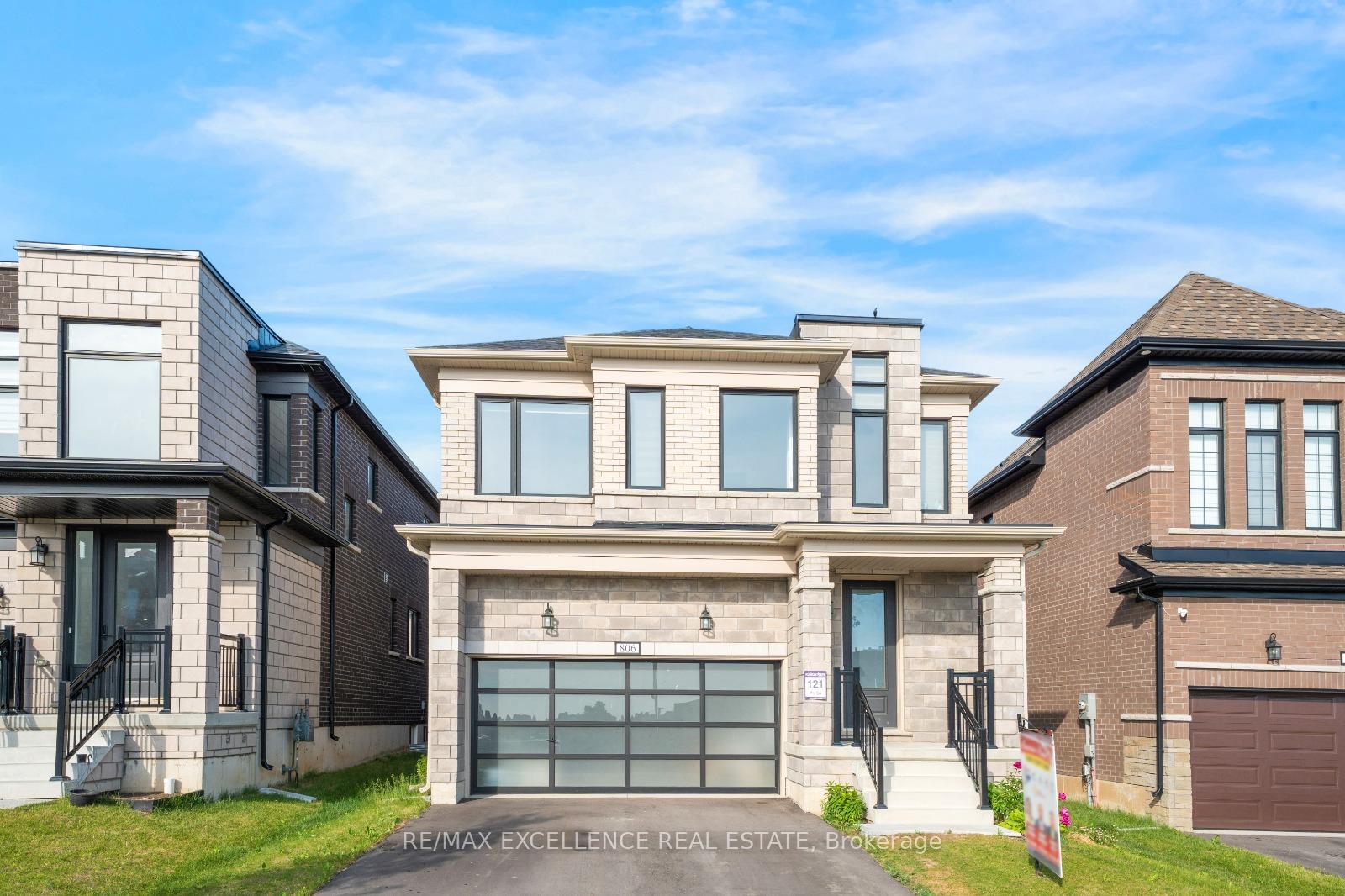 806 Sobeski Avenue Woodstock Ontario Canada Sale residential Mandeep Toor RE/MAX Excellence Real Estate Brokerage