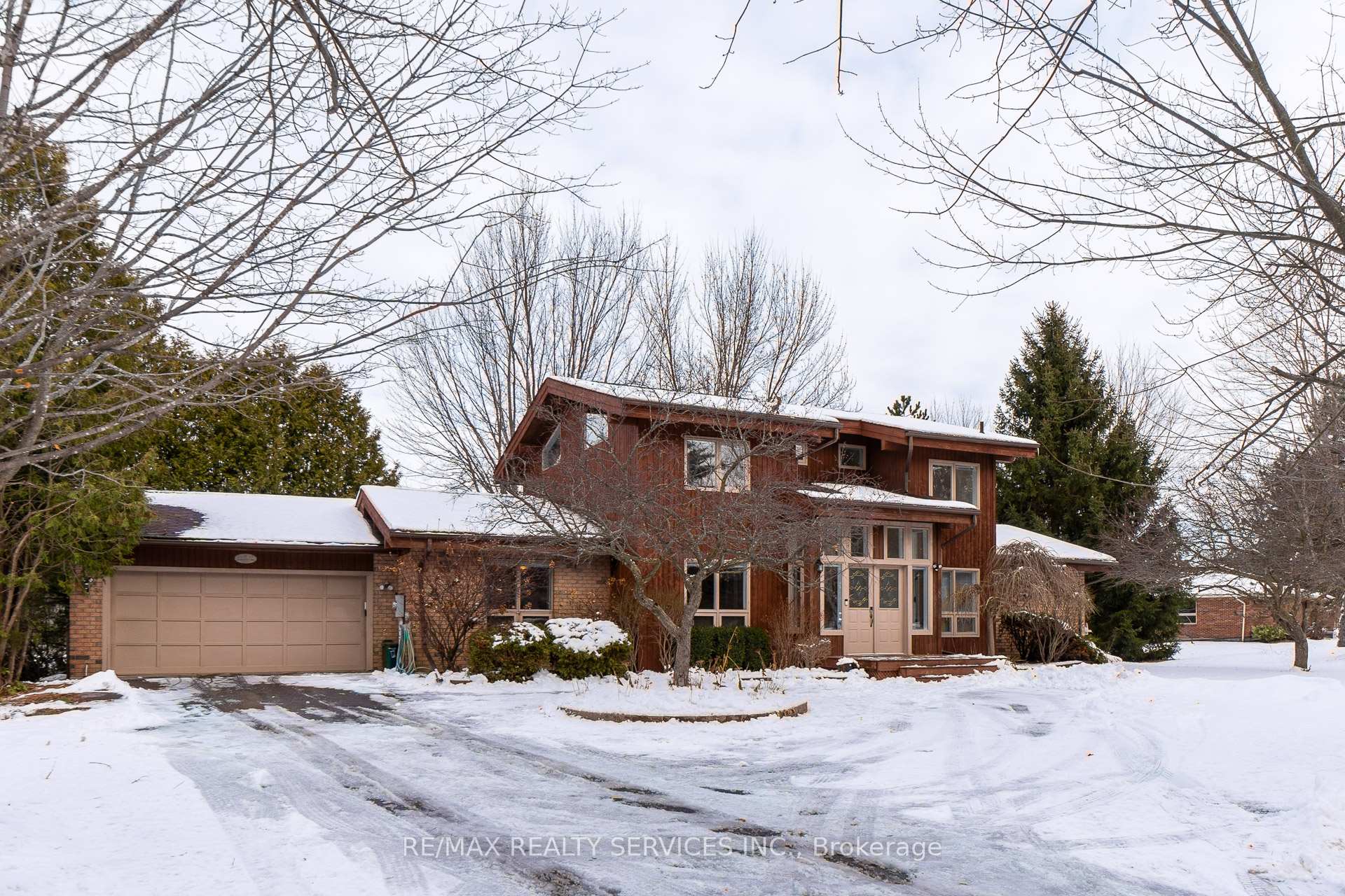 9 Damascus Drive Caledon Ontario Canada Rent residential Gary Bhinder RE/MAX Realty Services Inc., Brokerage*