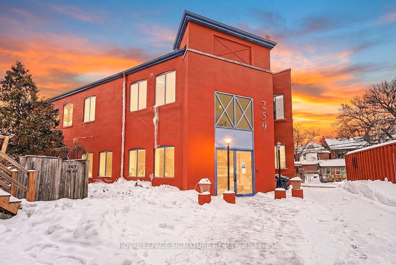 Office D - 259 Danforth Avenue Toronto Ontario Canada Lease commercial   Bruce Murray - Real Estate Homeward, Brokerage