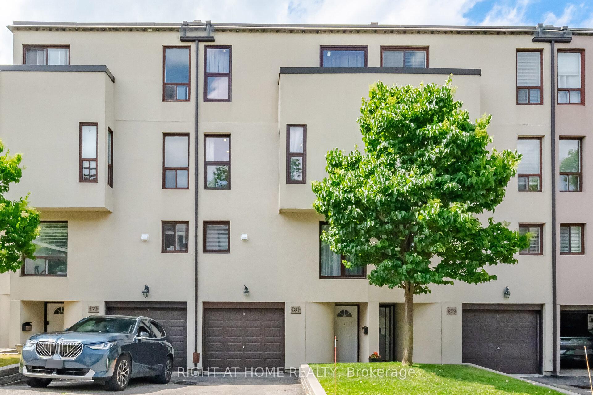 8 - 24 REID Drive Mississauga Ontario Canada Sale residential Guido Bernal Right at Home Realty, Brokerage*