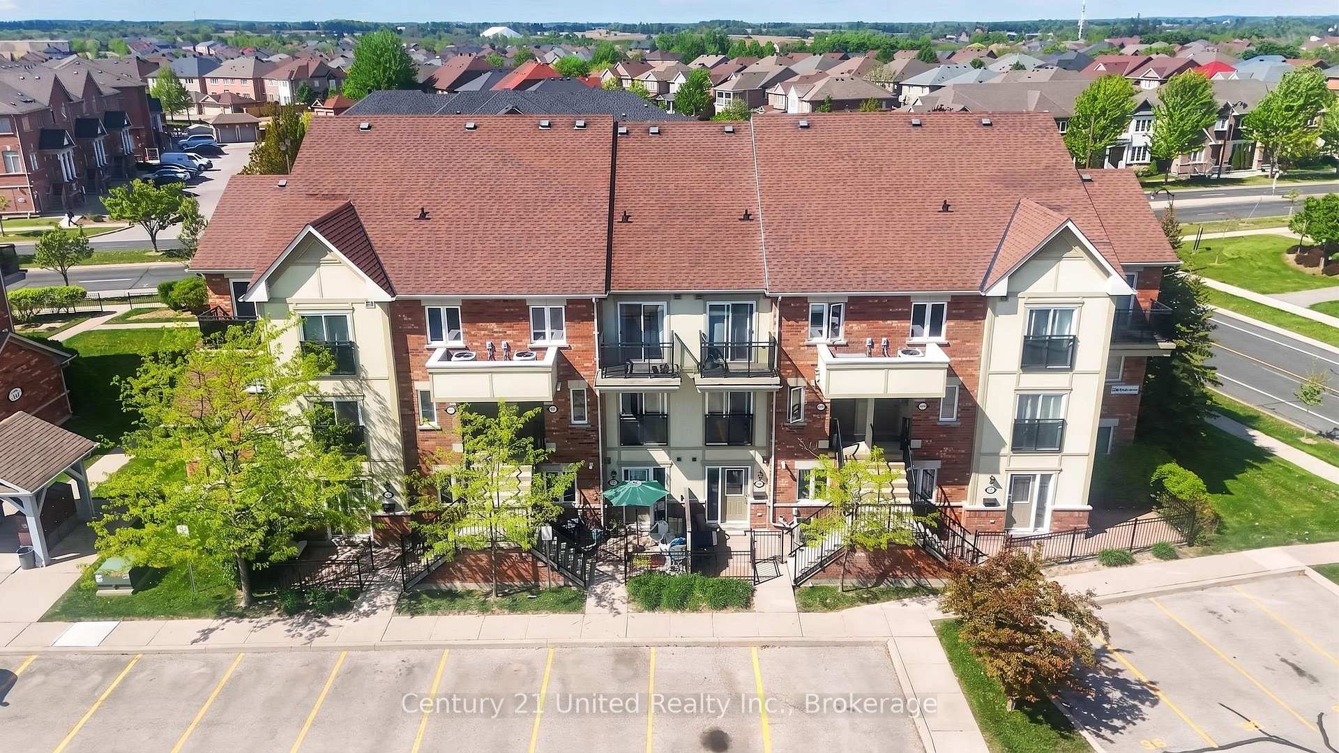 30 - 2285 Bur Oak Avenue Markham Ontario Canada Sale residential   HomeLife Top Star Realty Inc., Brokerage *