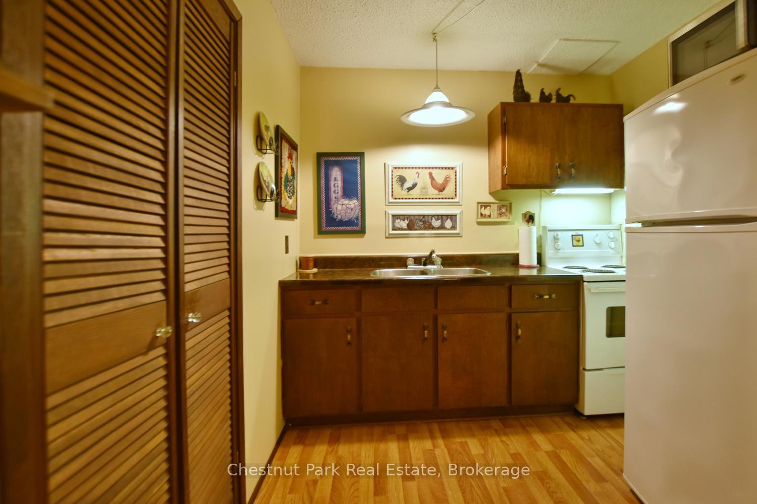 4 Bedroom Single Family Home/House's Image 20